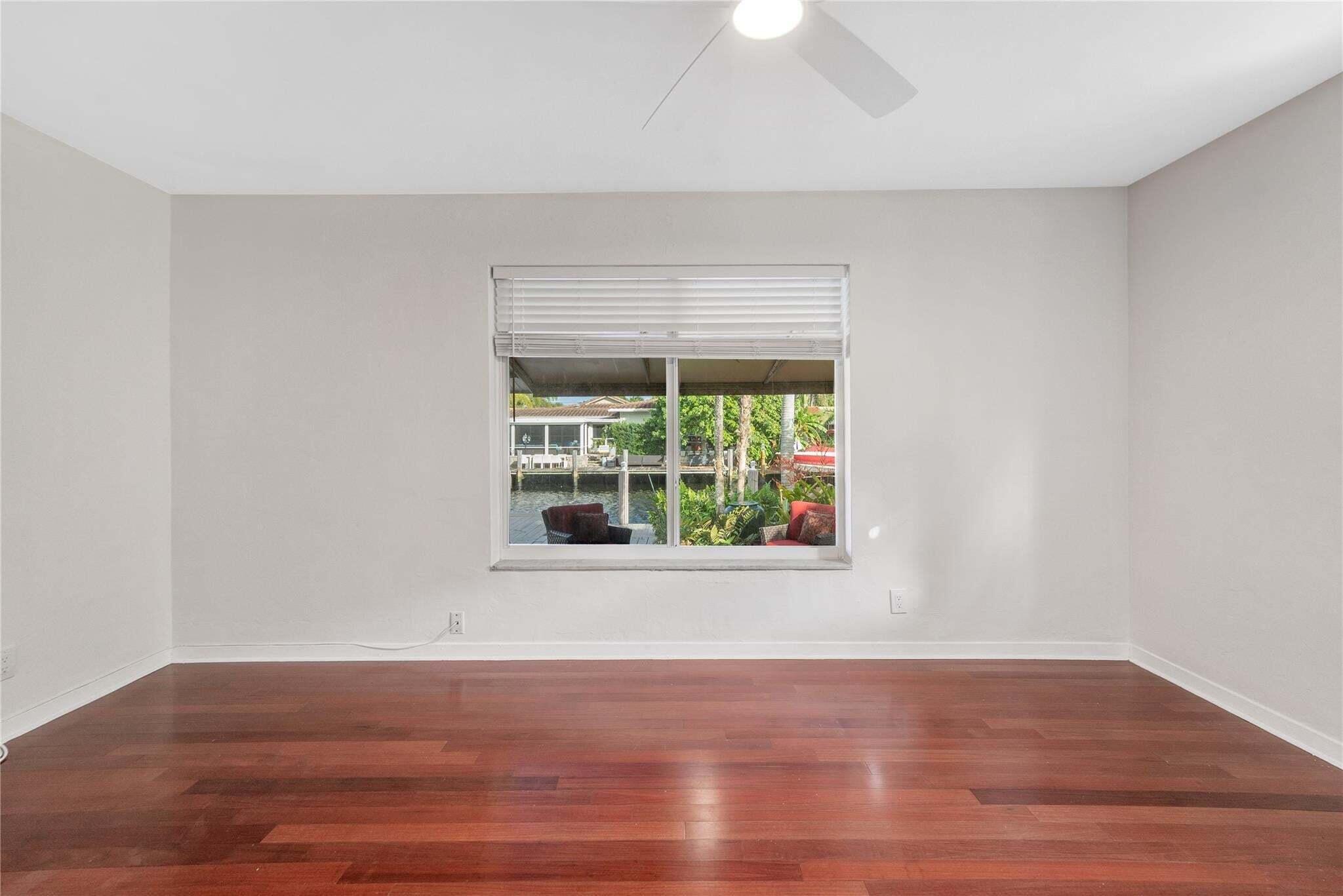 2142 NE 17th Ave Wilton Manors, FL 33305