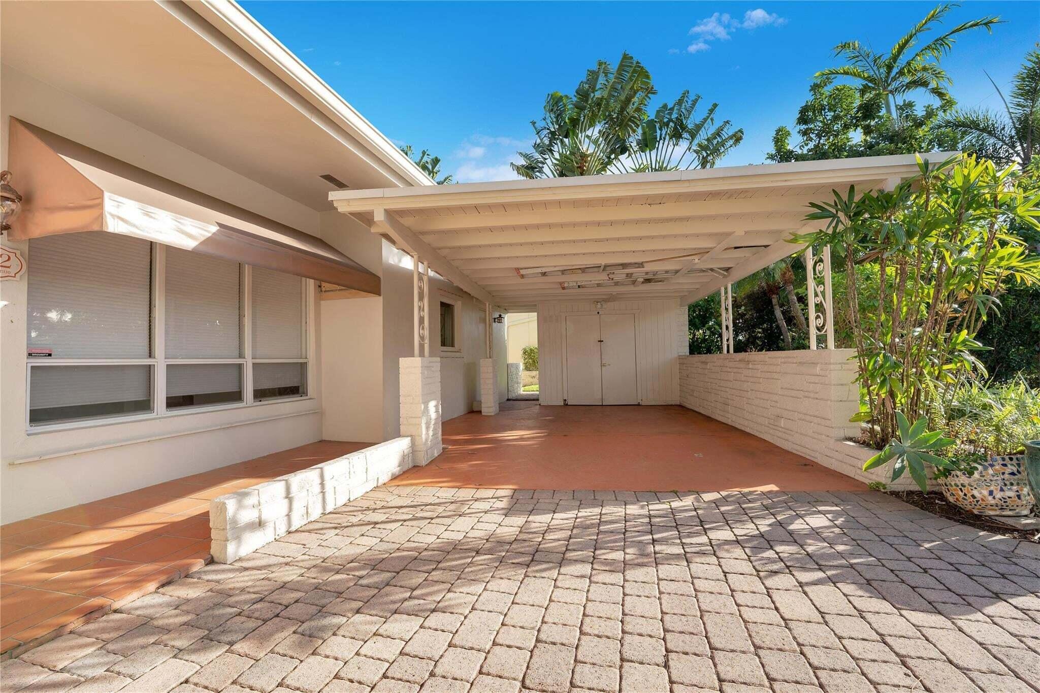 2142 NE 17th Ave Wilton Manors, FL 33305