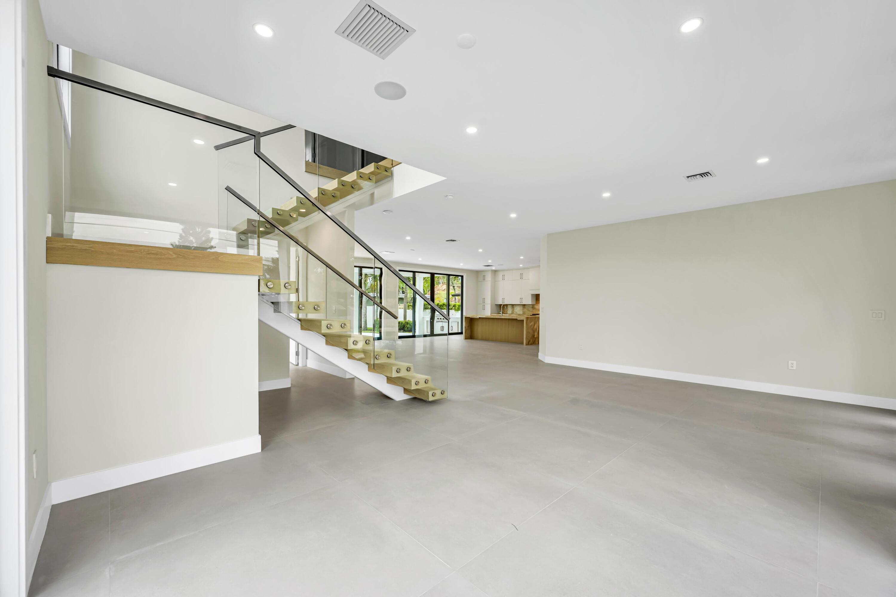 445 NE 11th Fort Lauderdale, FL 33301