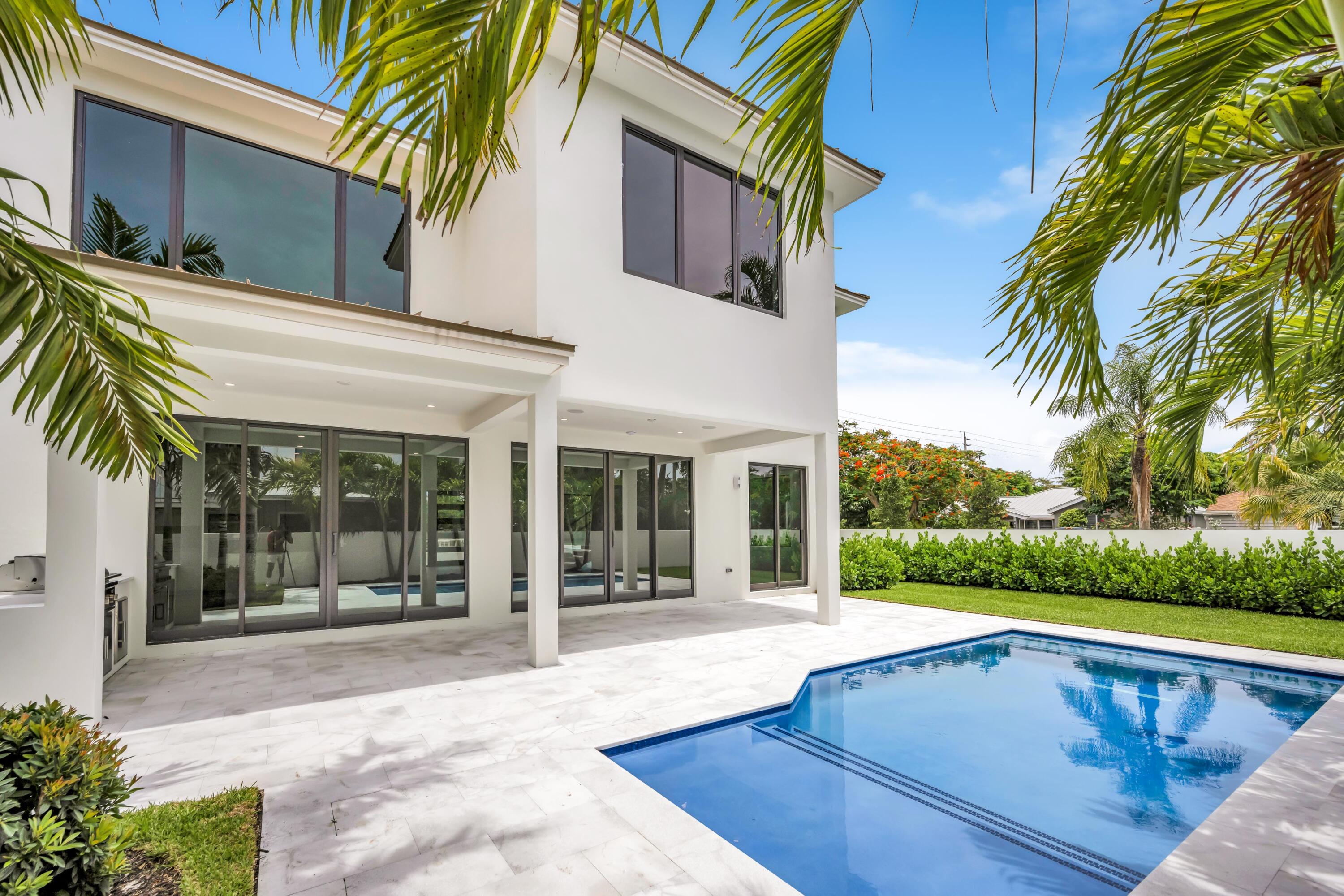 445 NE 11th Fort Lauderdale, FL 33301