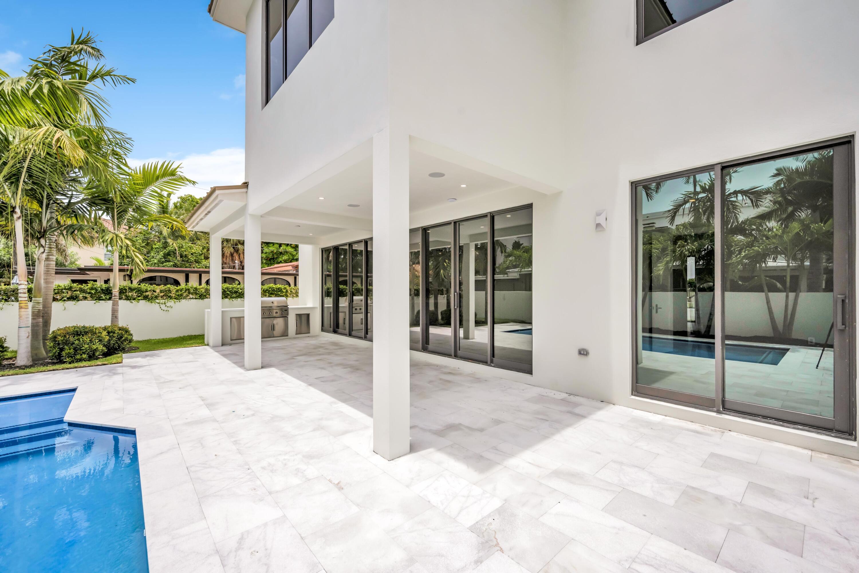 445 NE 11th Fort Lauderdale, FL 33301