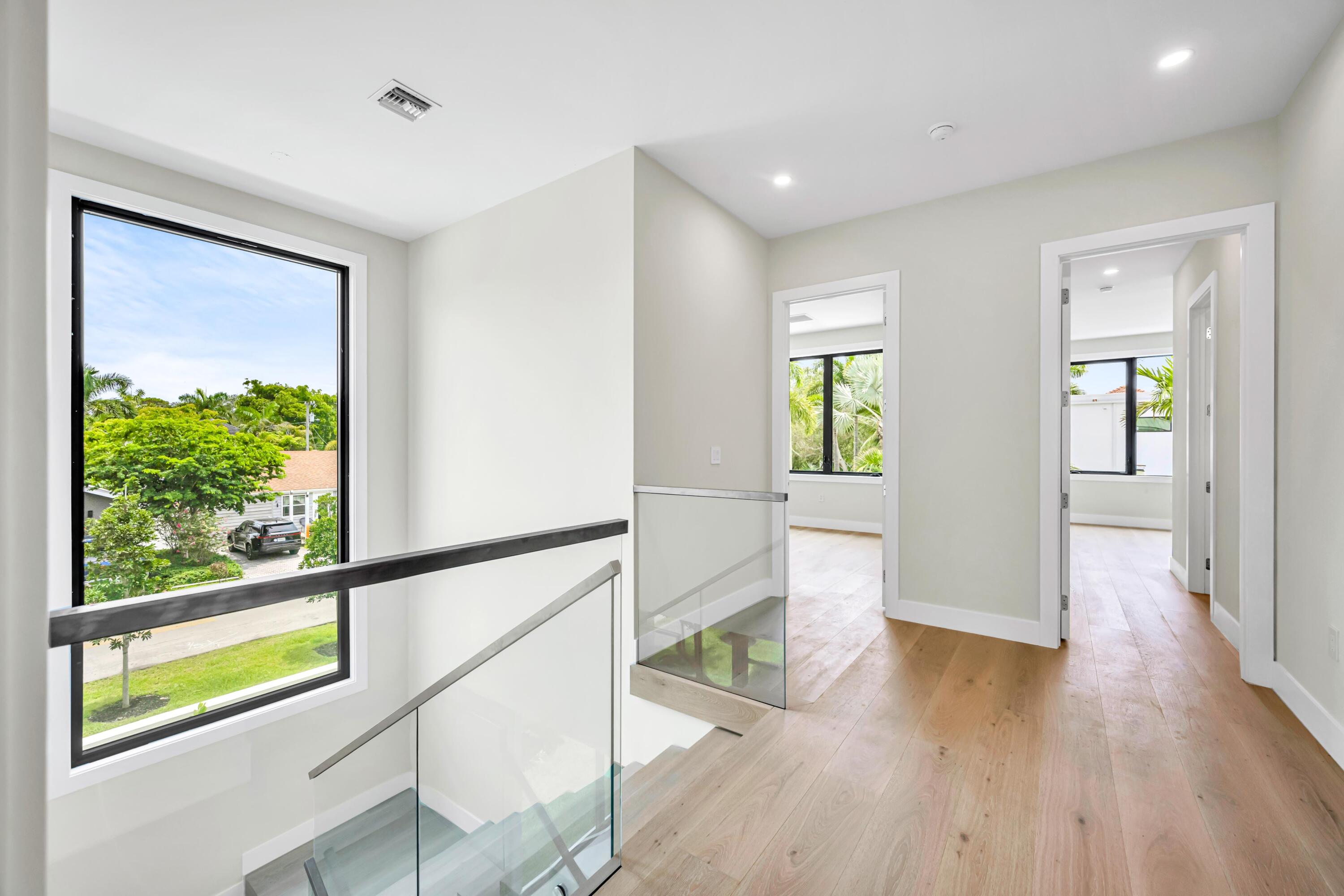 445 NE 11th Fort Lauderdale, FL 33301