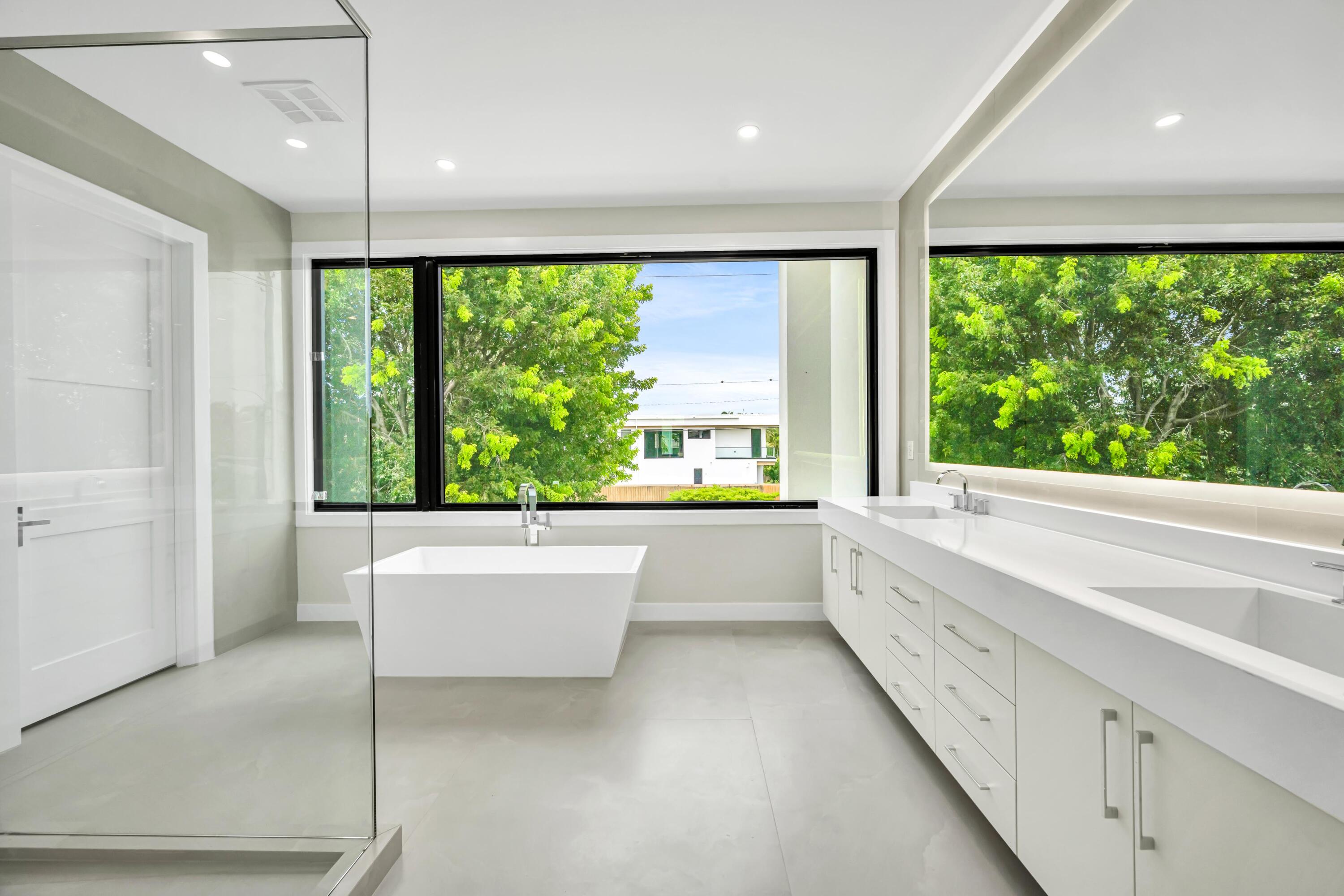445 NE 11th Fort Lauderdale, FL 33301