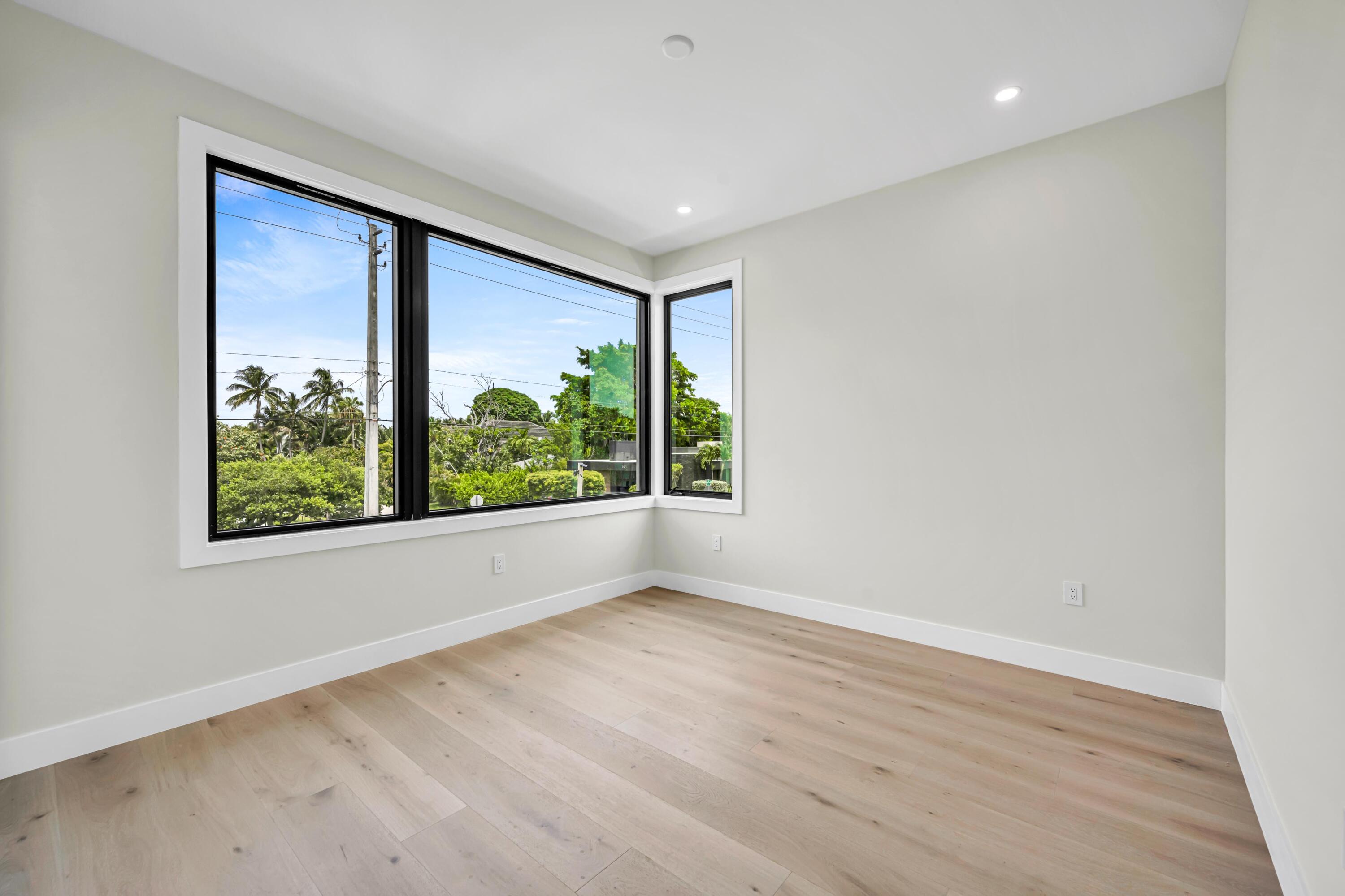 445 NE 11th Fort Lauderdale, FL 33301