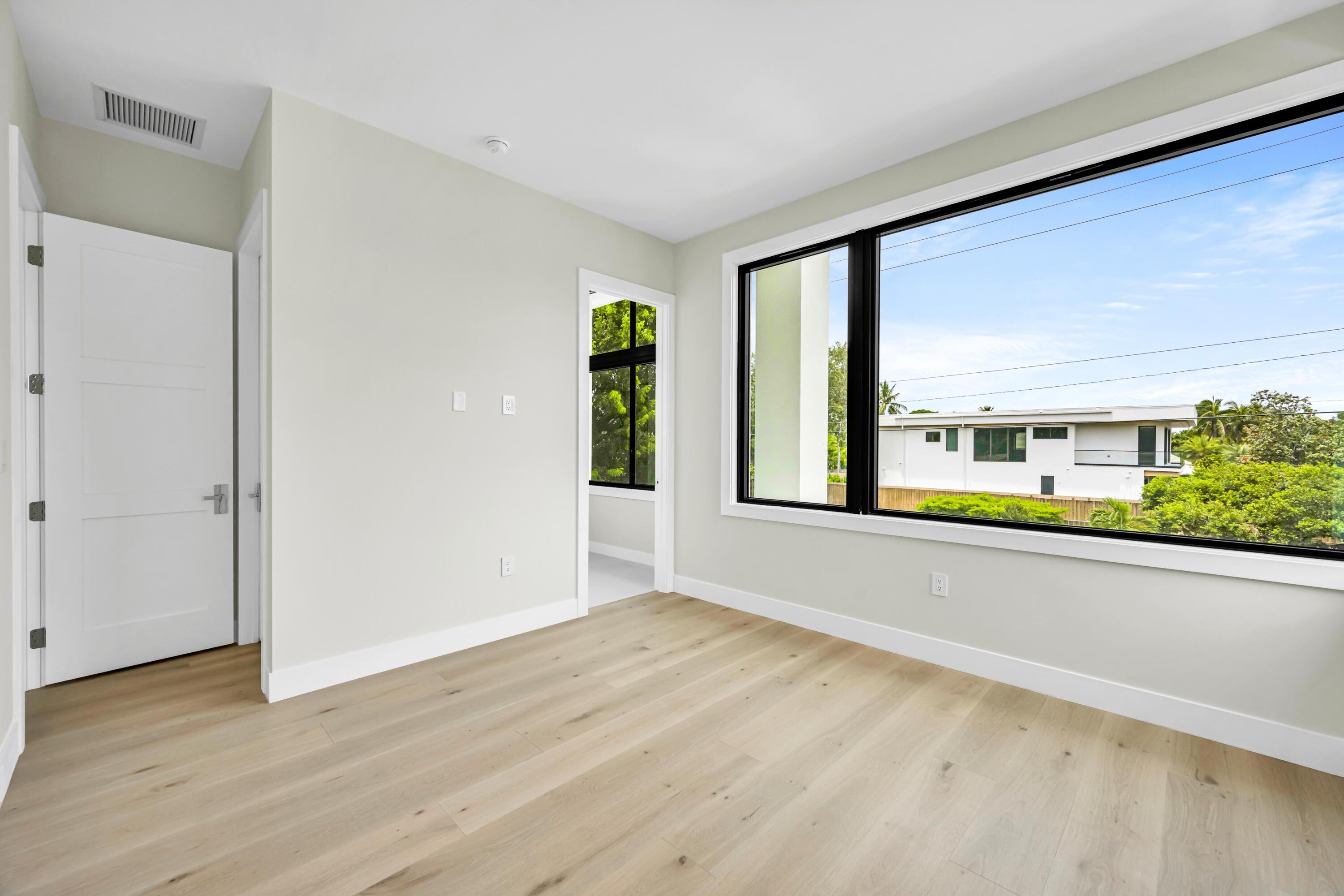 445 NE 11th Fort Lauderdale, FL 33301