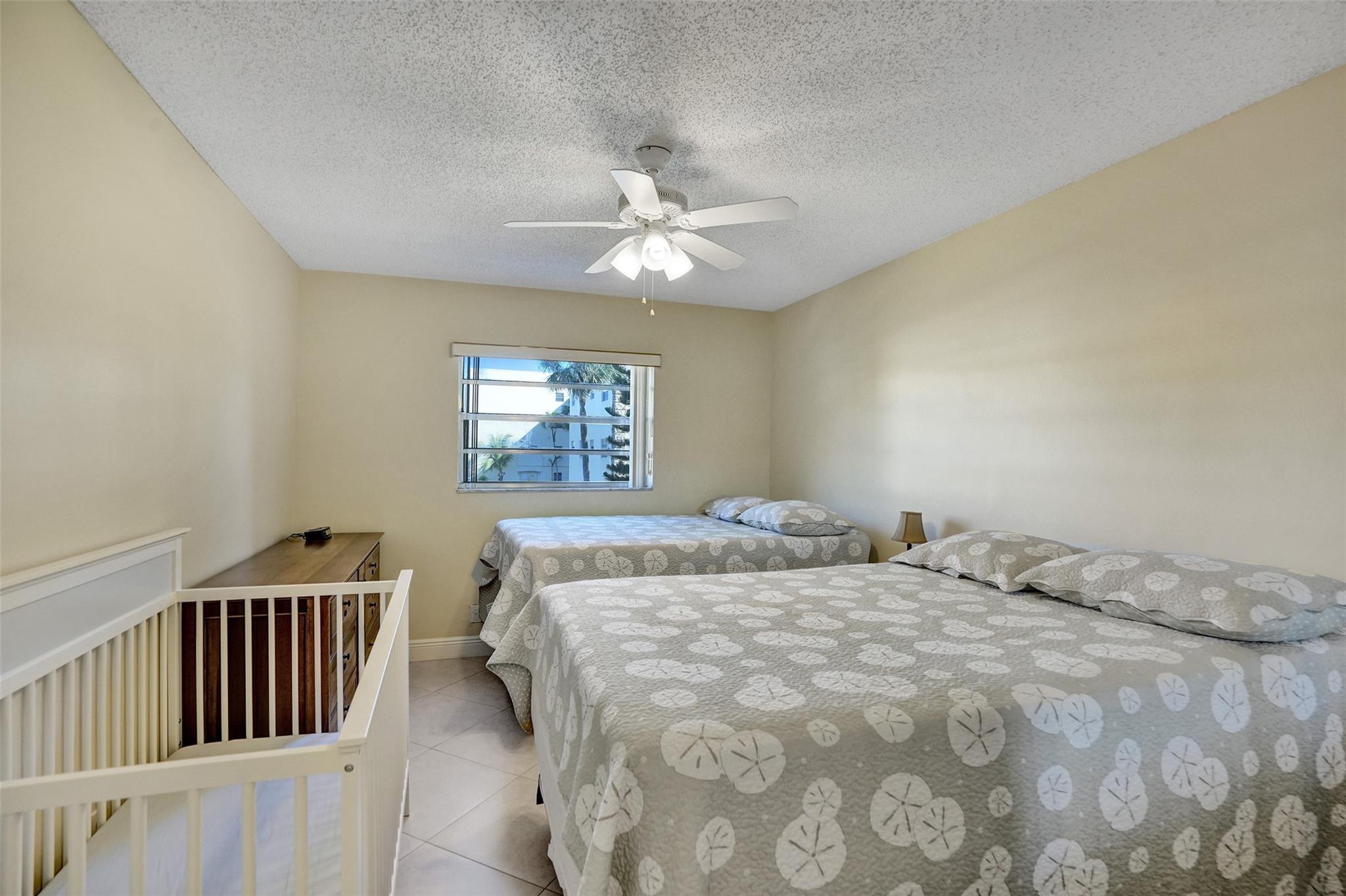 4270 NW 40th St #211,Lauderdale Lakes, FL 33319