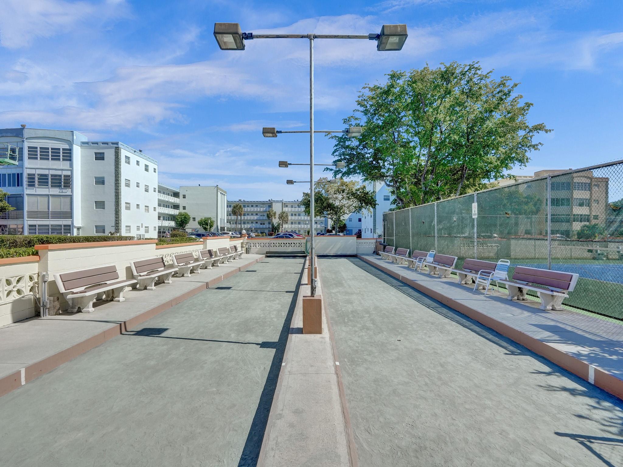 4270 NW 40th St #211,Lauderdale Lakes, FL 33319