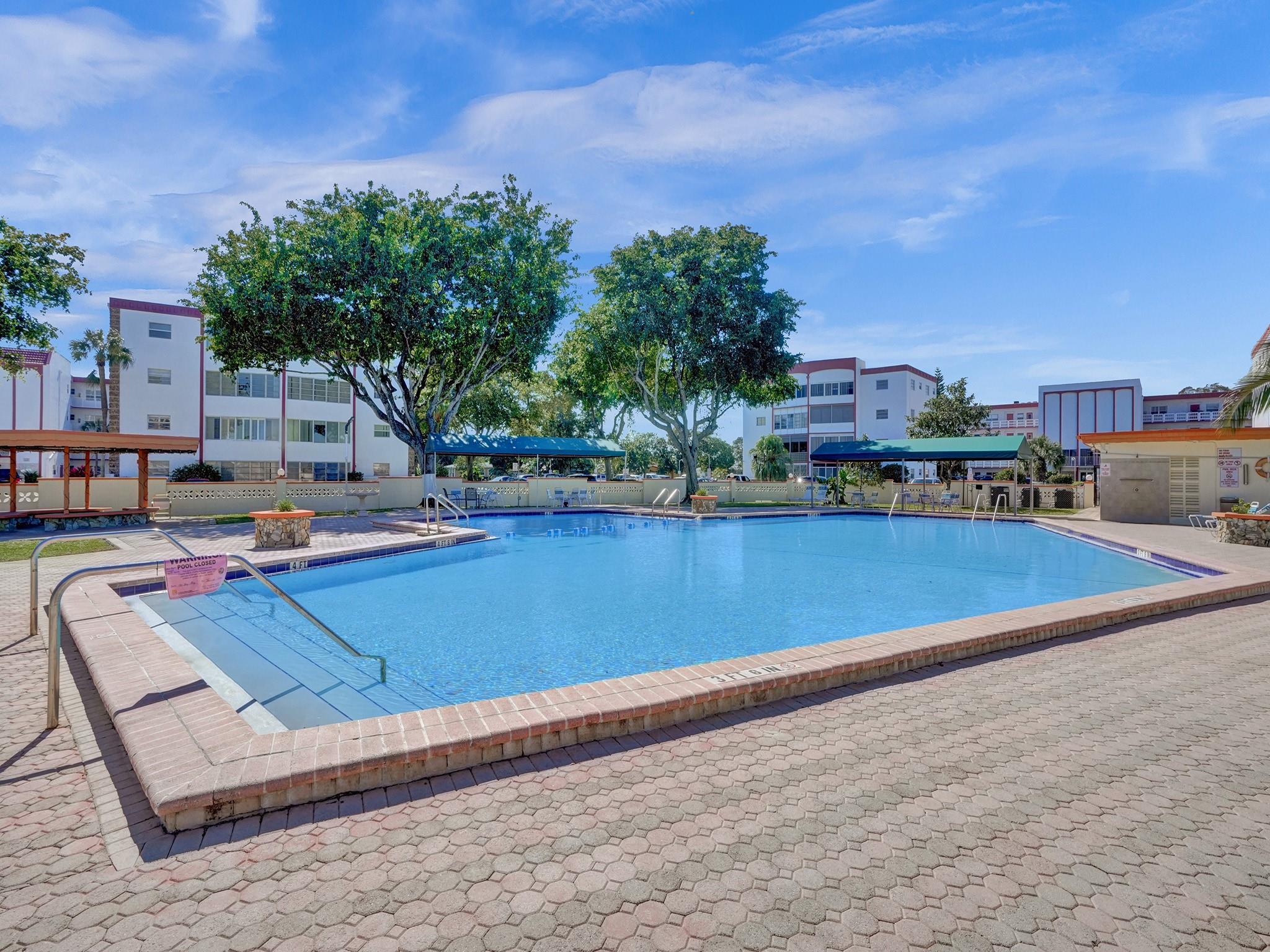 4270 NW 40th St #211,Lauderdale Lakes, FL 33319