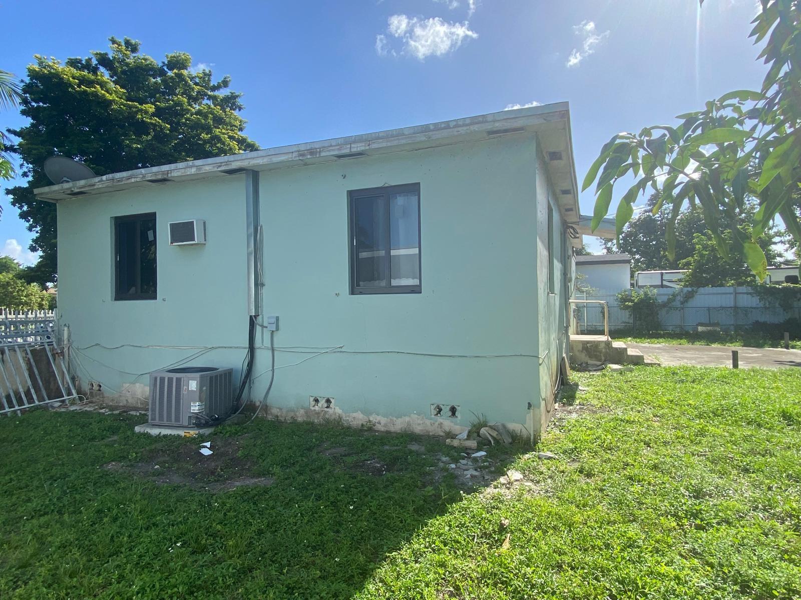 1025 NW 148th St