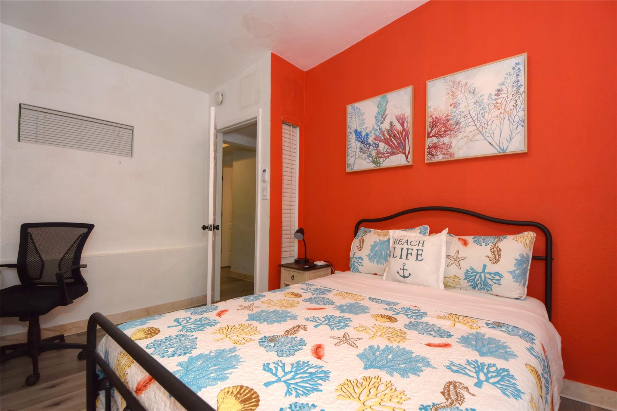 1050 NE 82nd St Miami, FL 33138