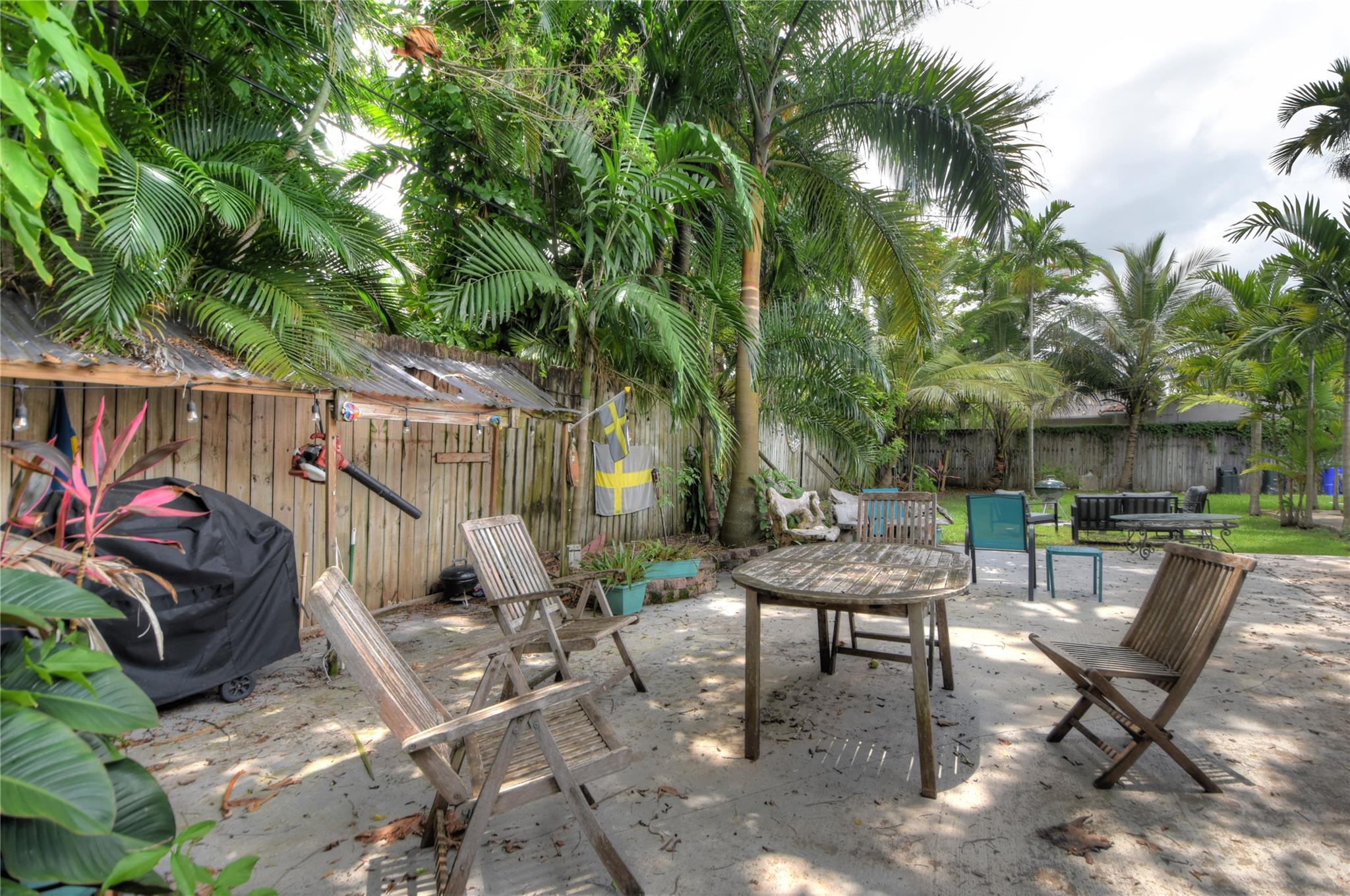 1050 NE 82nd St Miami, FL 33138