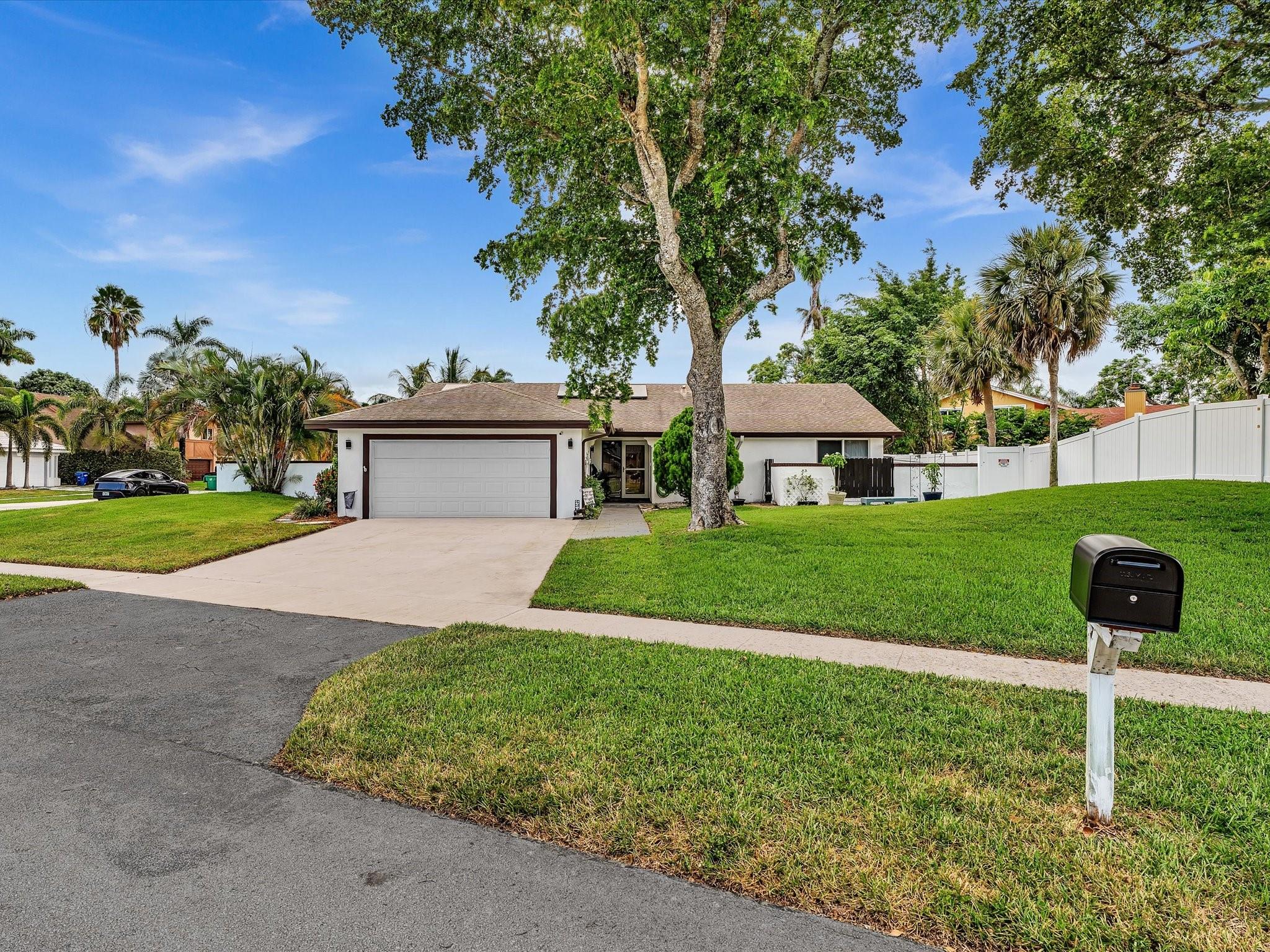 4201 NW 73rd Ave
