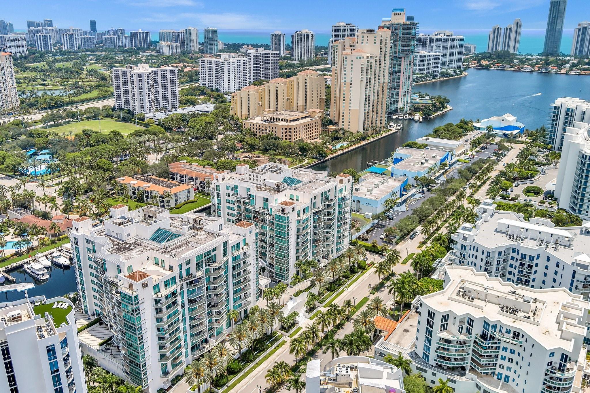 image The Atrium At Aventura Co35