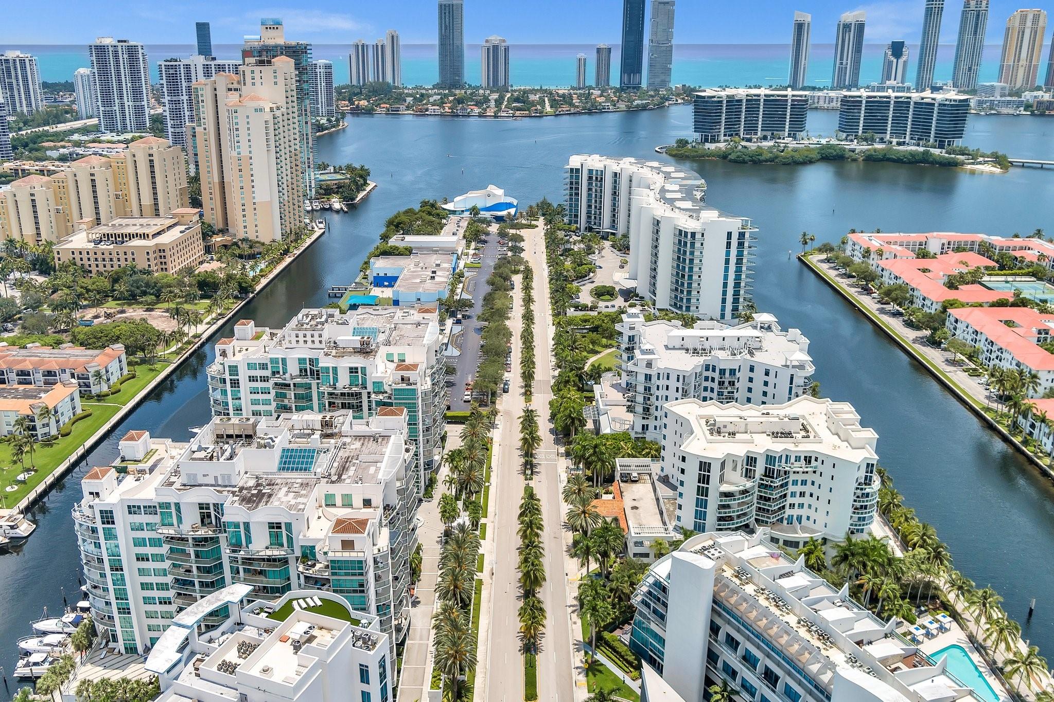 image The Atrium At Aventura Co36