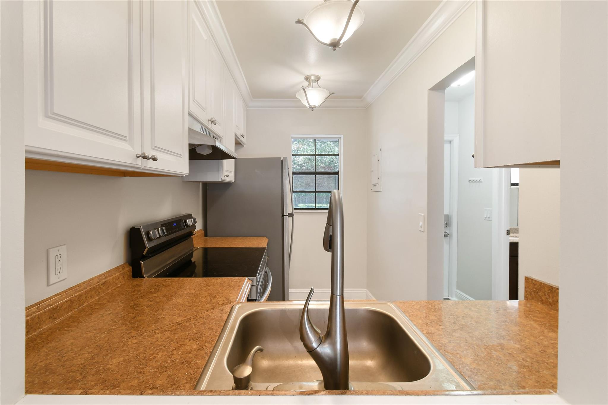 410 N Cypress Dr #11 Tequesta, FL 33469