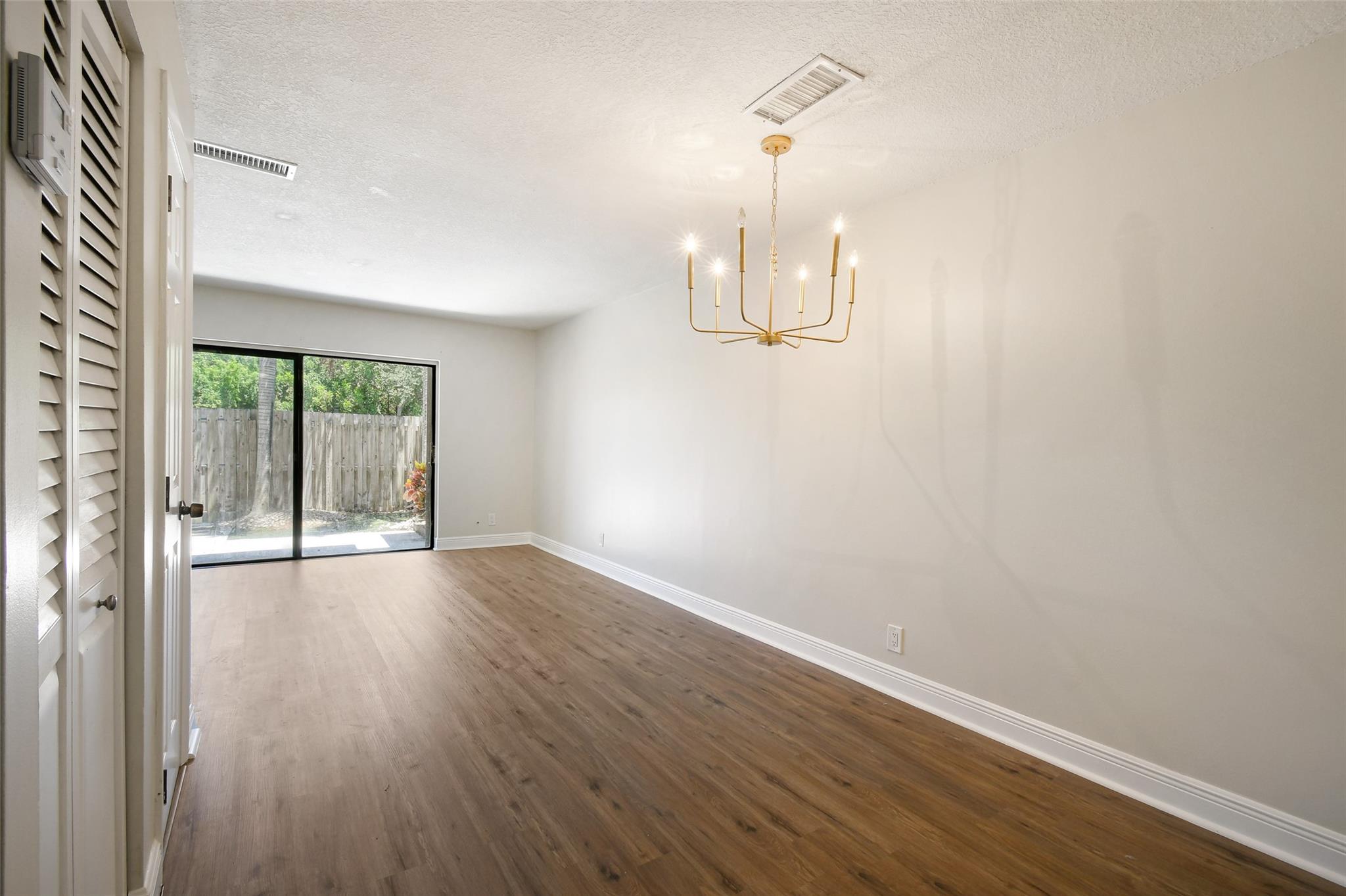 410 N Cypress Dr #11 Tequesta, FL 33469