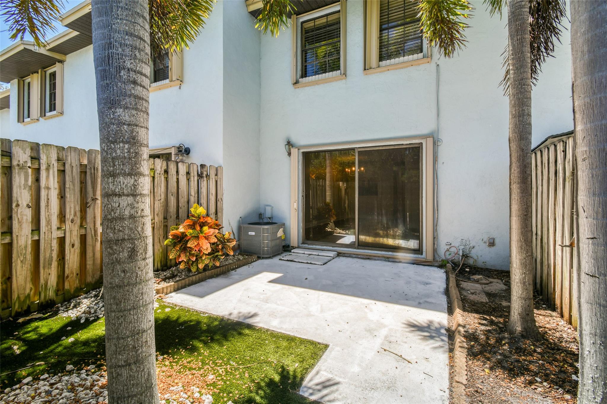 410 N Cypress Dr #11 Tequesta, FL 33469