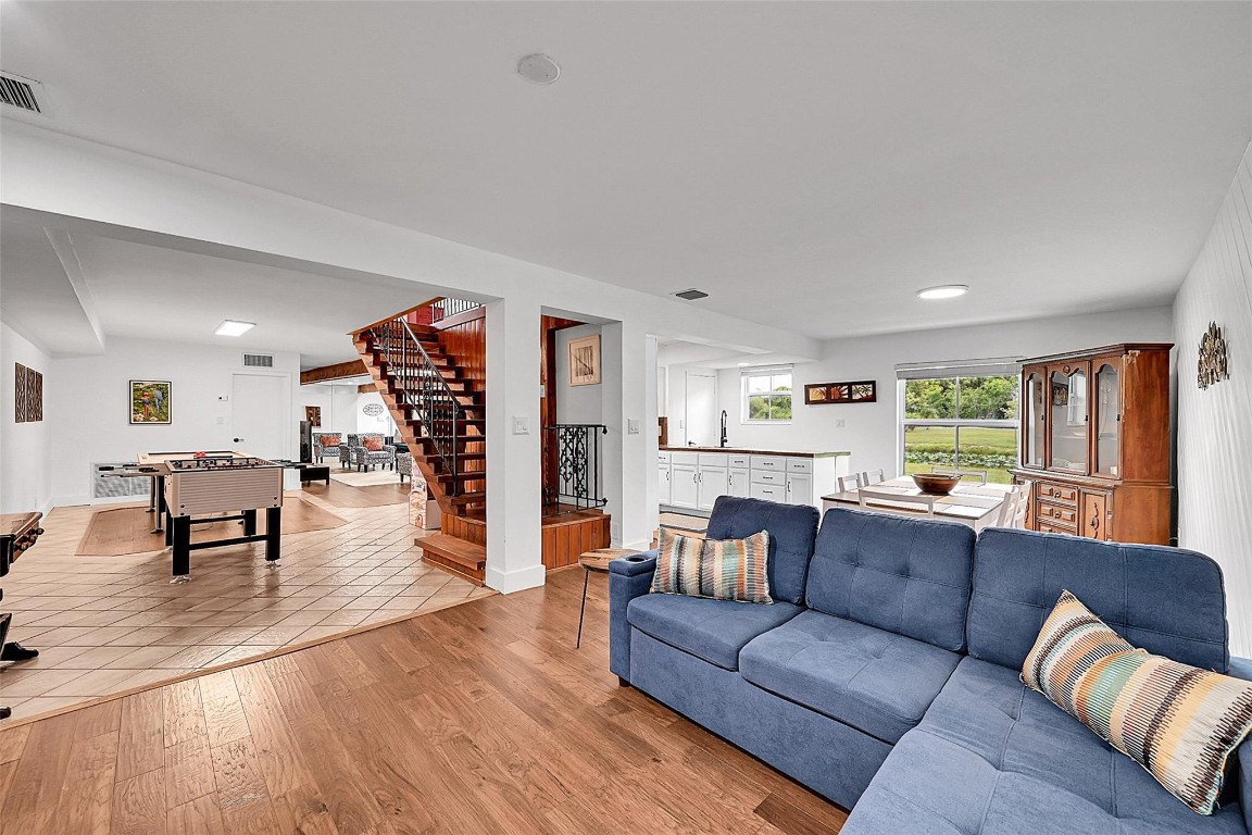 1201 N Old Hiatus Rd Plantation, FL 33323