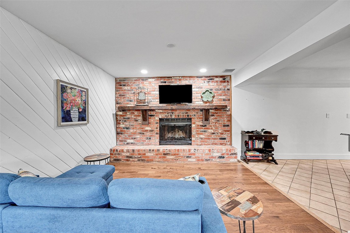 1201 N Old Hiatus Rd Plantation, FL 33323