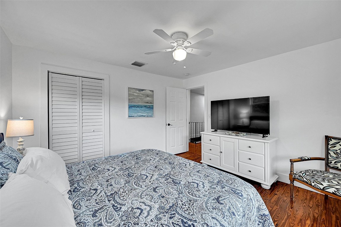 1201 N Old Hiatus Rd Plantation, FL 33323