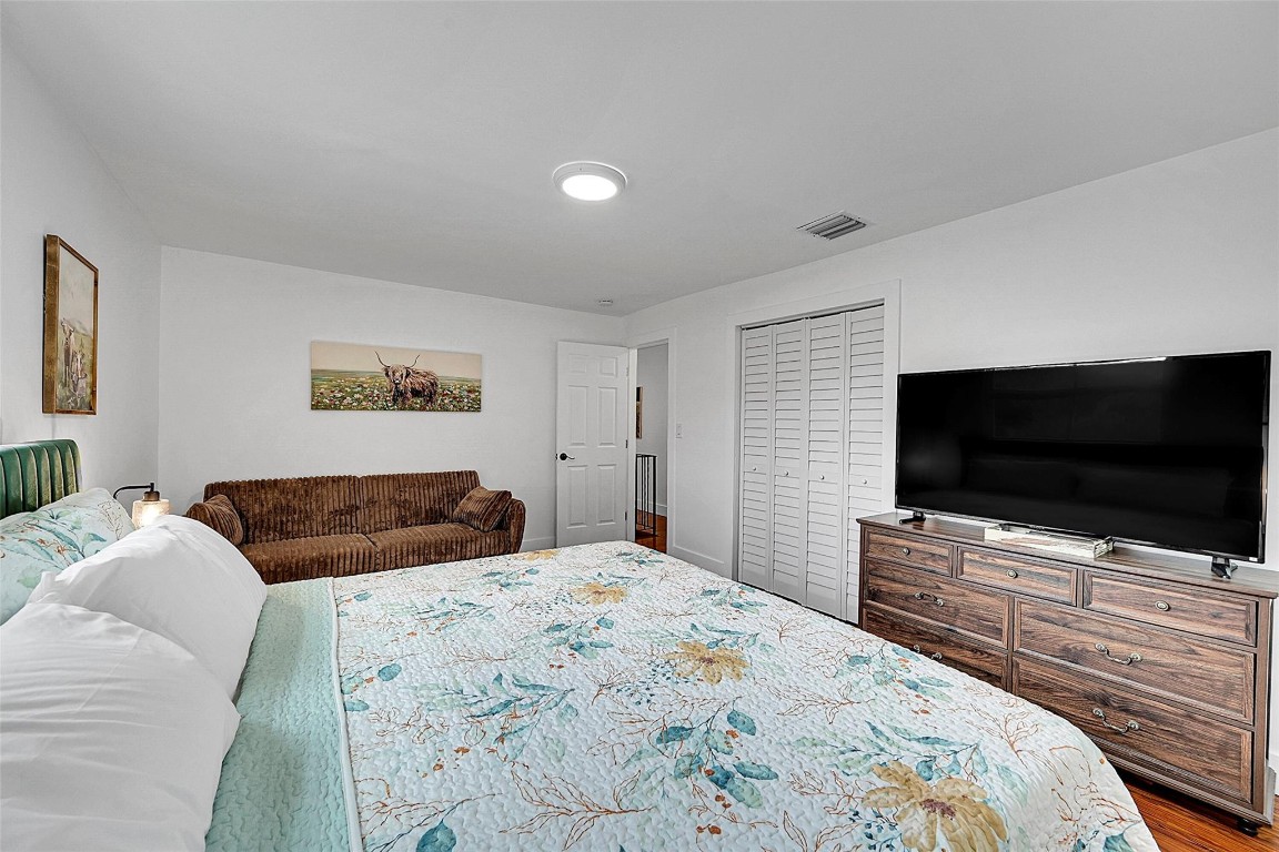 1201 N Old Hiatus Rd Plantation, FL 33323