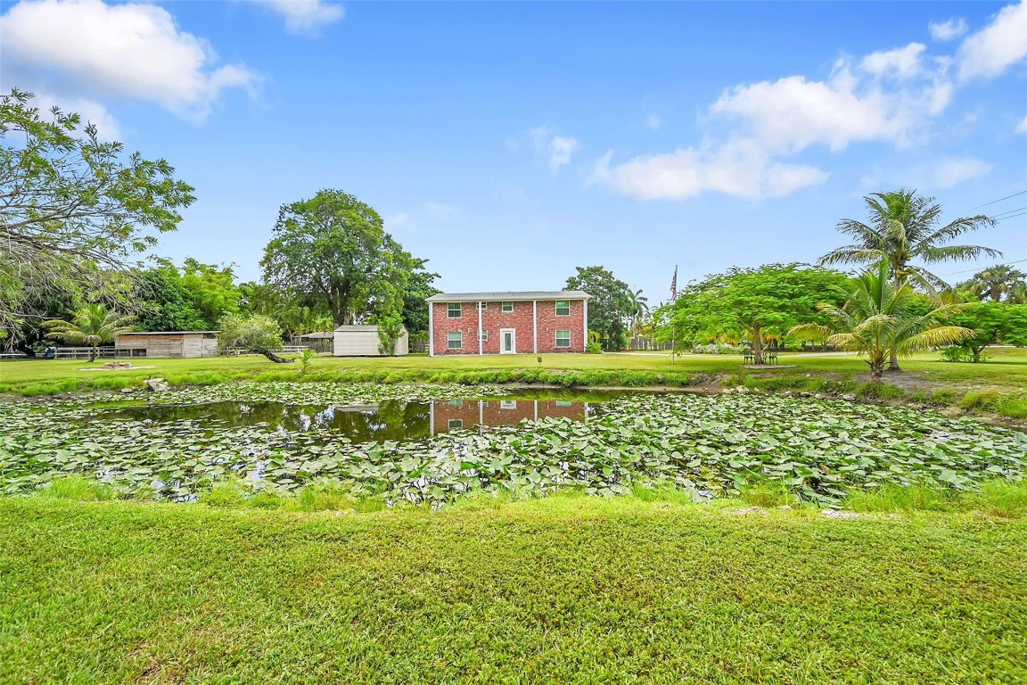 1201 N Old Hiatus Rd Plantation, FL 33323