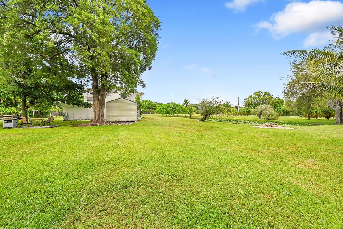 1201 N Old Hiatus Rd Plantation, FL 33323