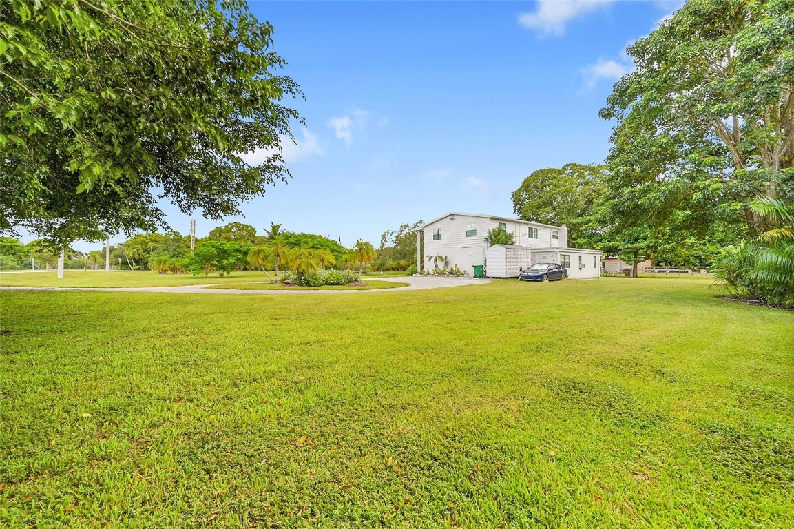 1201 N Old Hiatus Rd Plantation, FL 33323