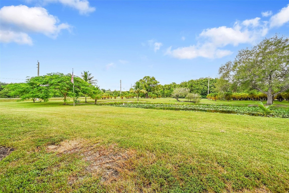 1201 N Old Hiatus Rd Plantation, FL 33323