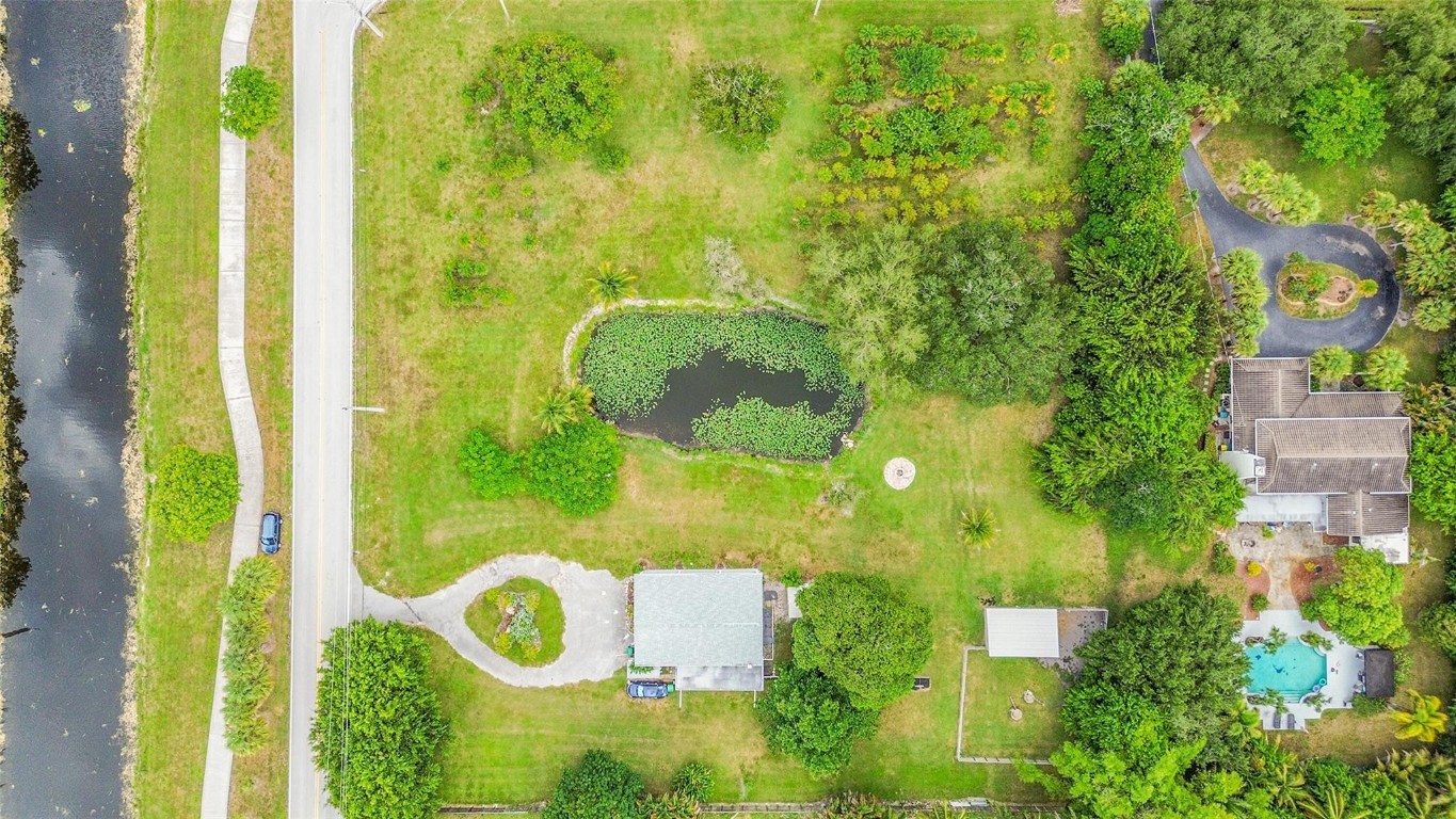 1201 N Old Hiatus Rd Plantation, FL 33323