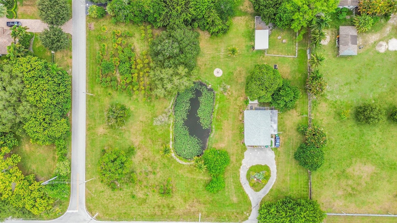 1201 N Old Hiatus Rd Plantation, FL 33323