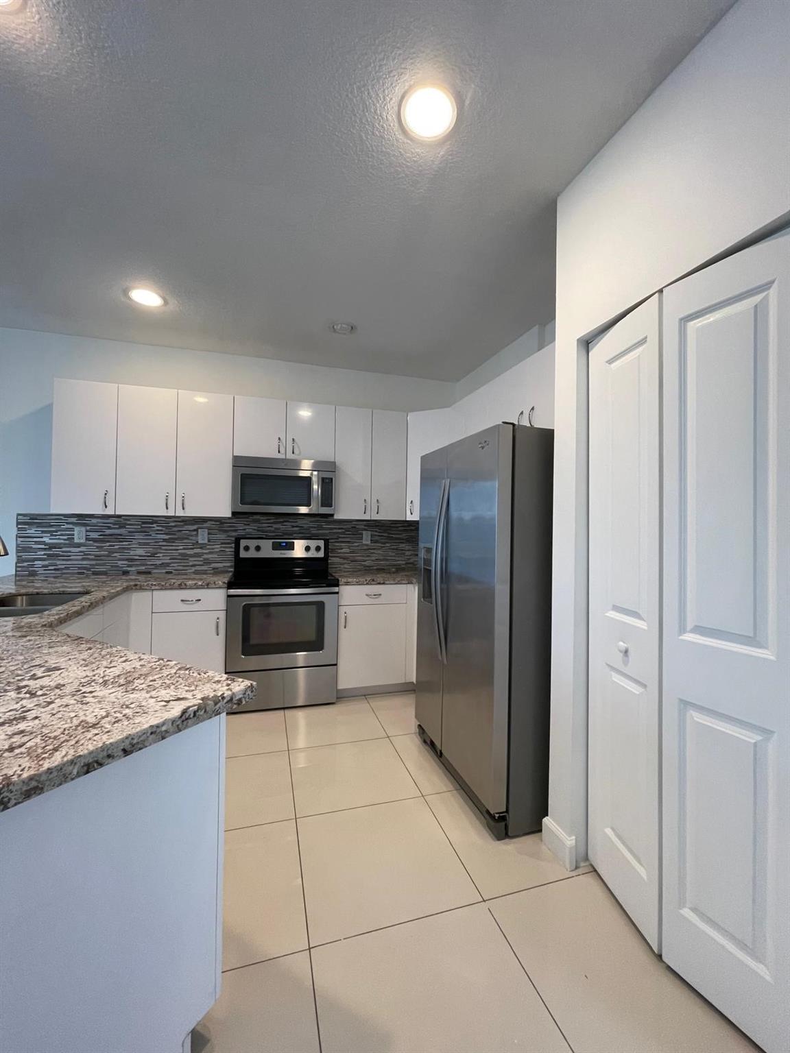 430 NE 194th Ter