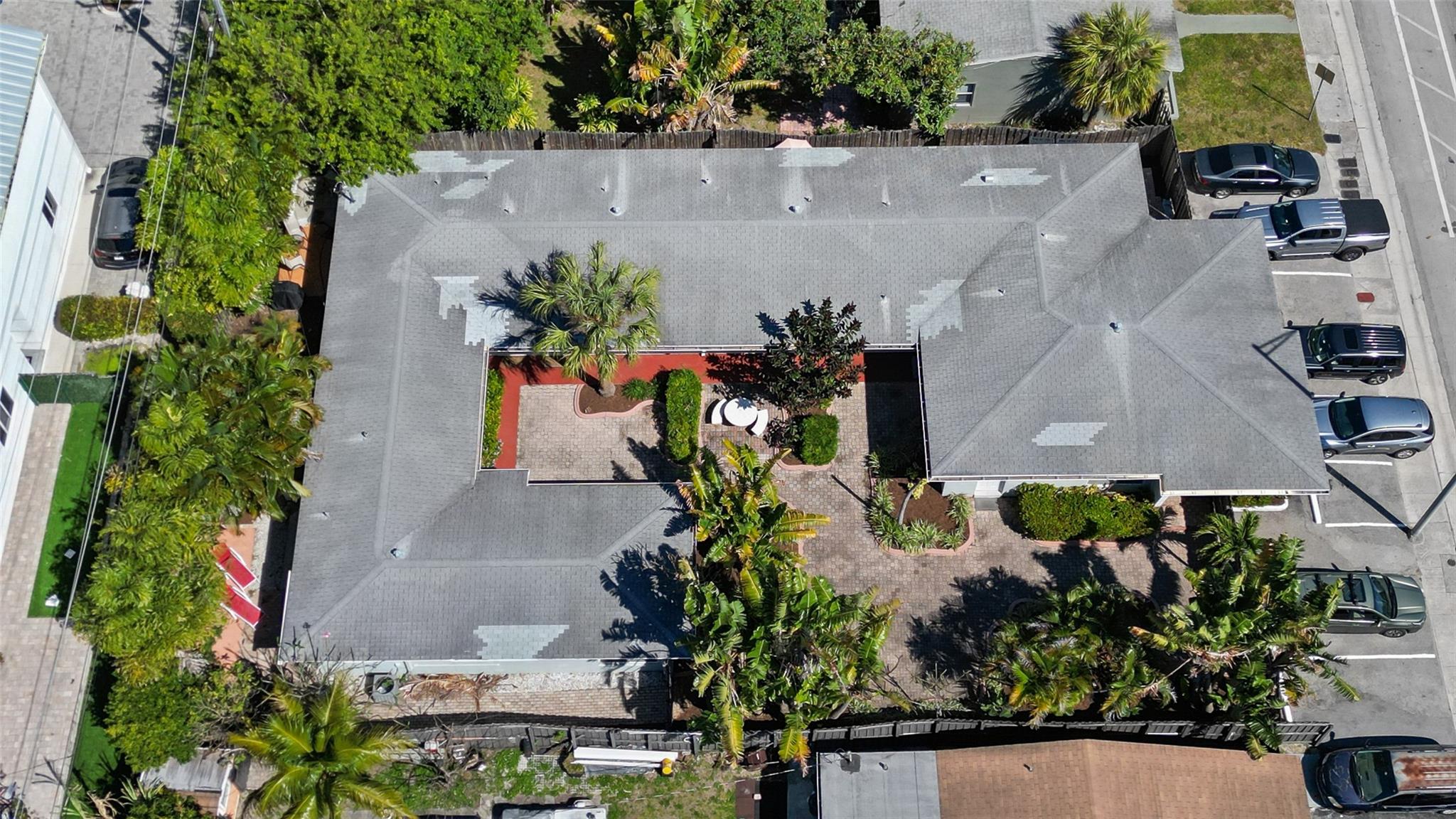 1115 NE 15th Ave Fort Lauderdale, FL 33304