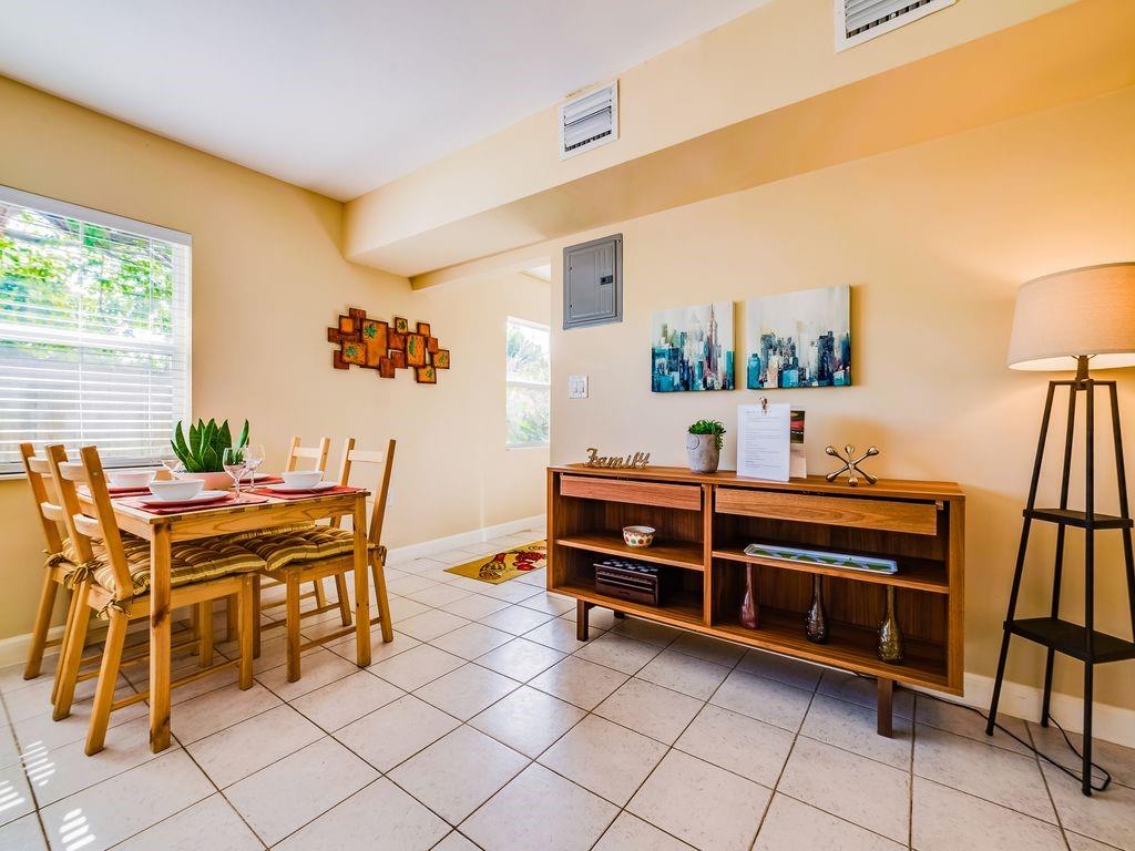 1115 NE 15th Ave Fort Lauderdale, FL 33304