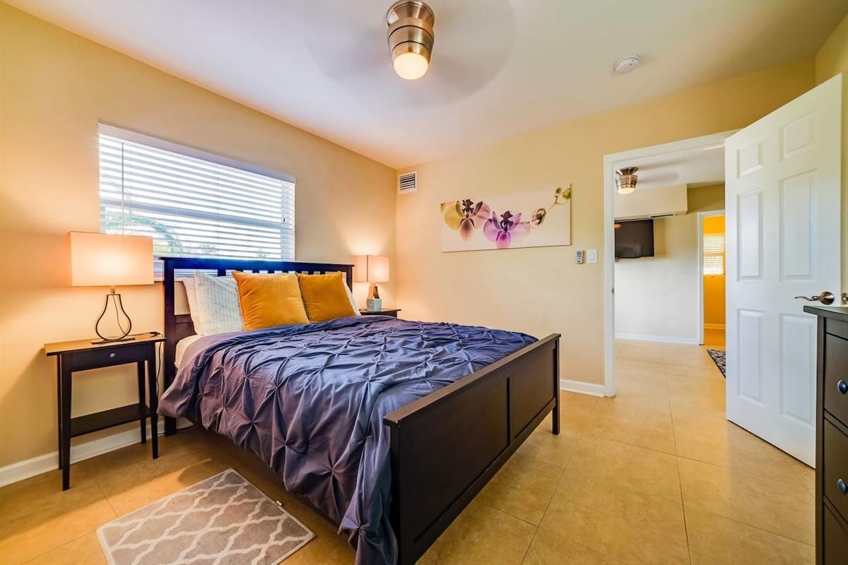 1115 NE 15th Ave Fort Lauderdale, FL 33304