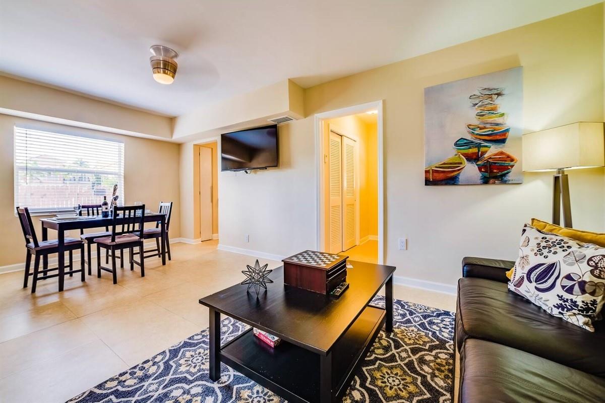 1115 NE 15th Ave Fort Lauderdale, FL 33304