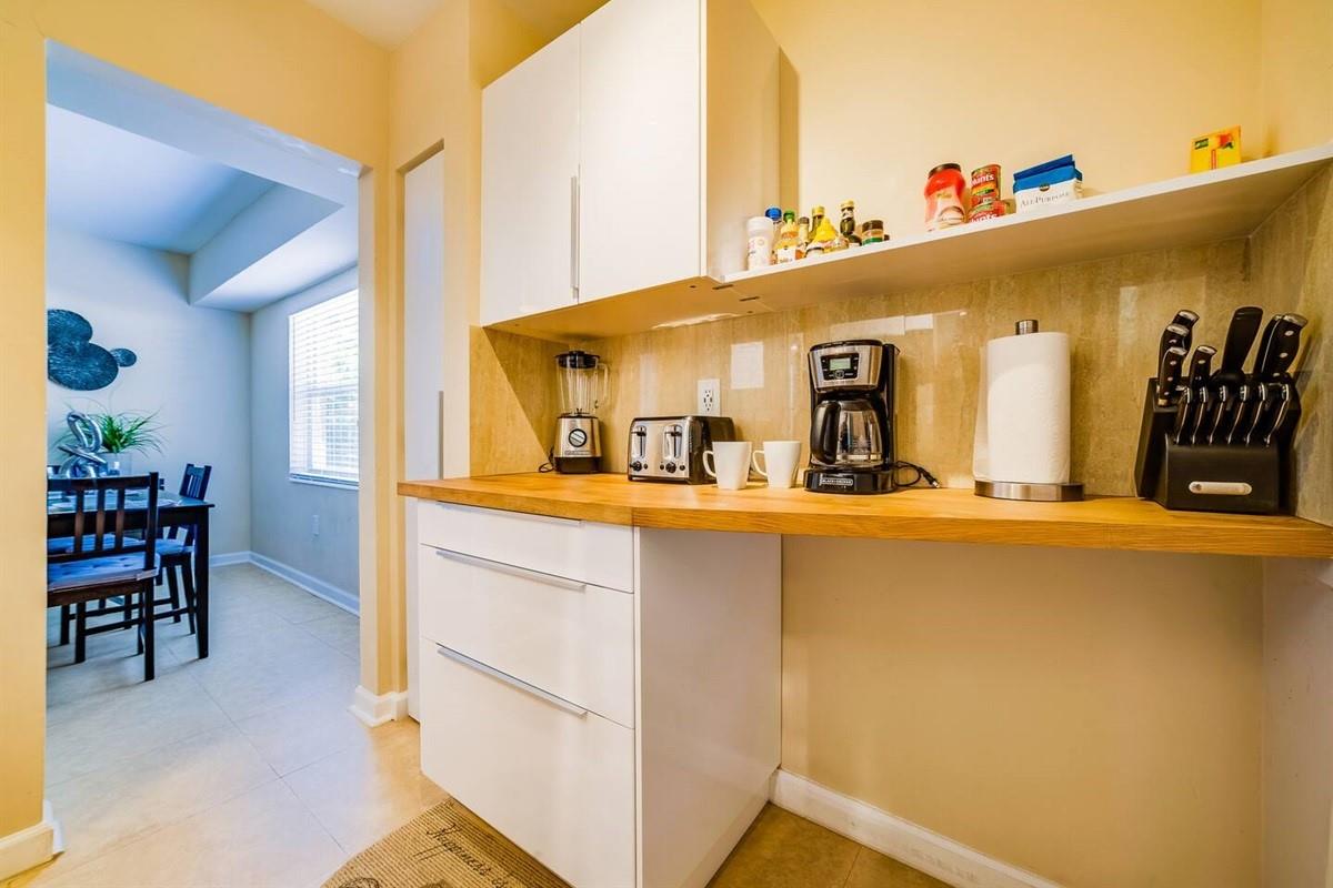 1115 NE 15th Ave Fort Lauderdale, FL 33304