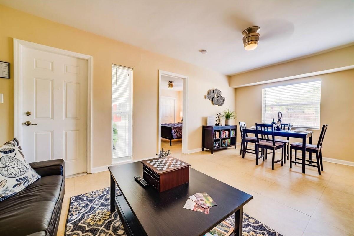 1115 NE 15th Ave Fort Lauderdale, FL 33304