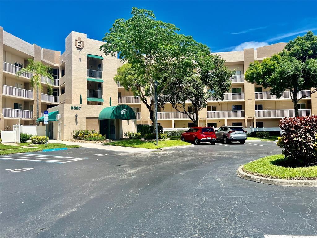 9587 Weldon Cir #204