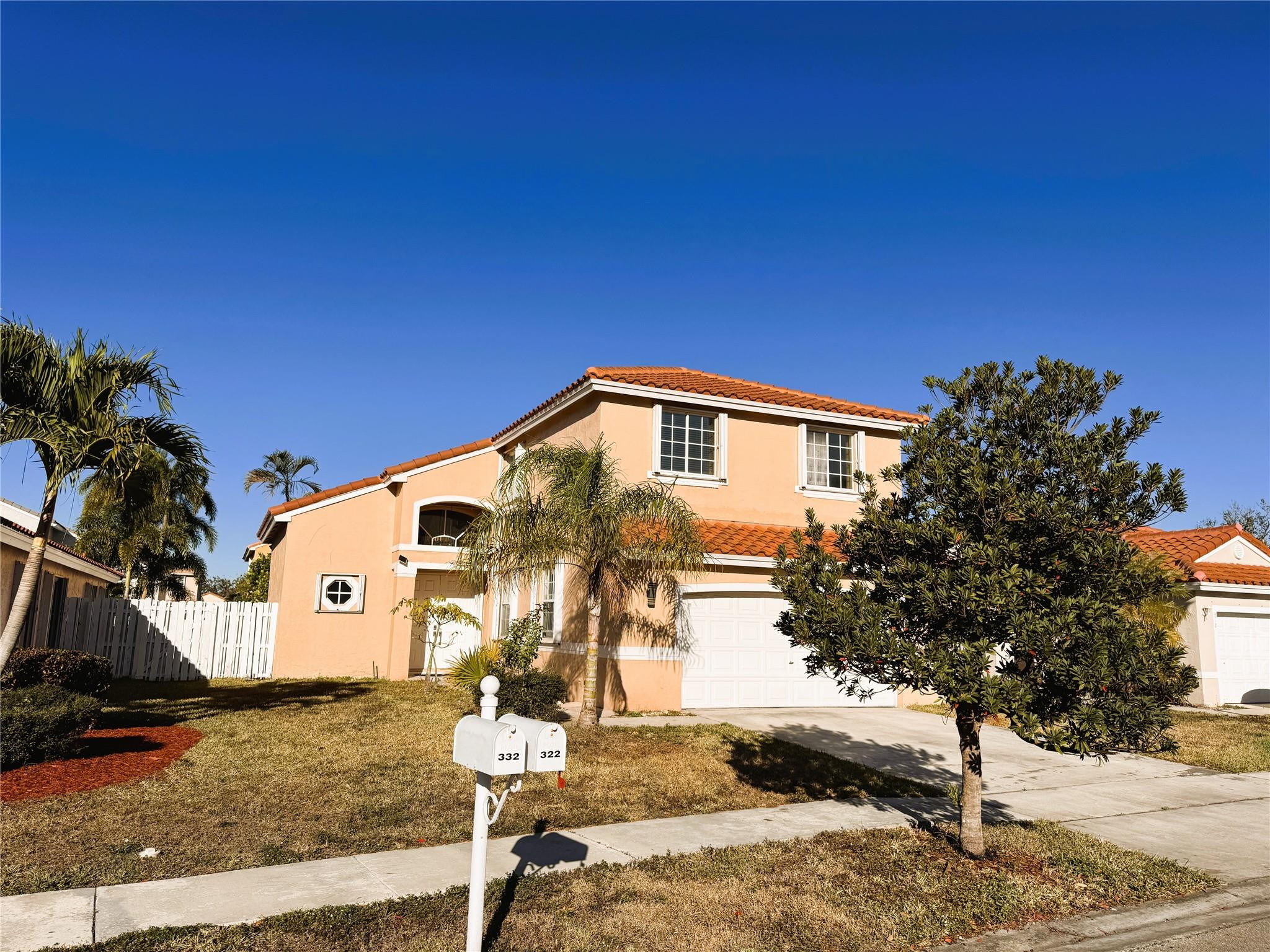 322 SW 193rd Pembroke Pines, FL 33029