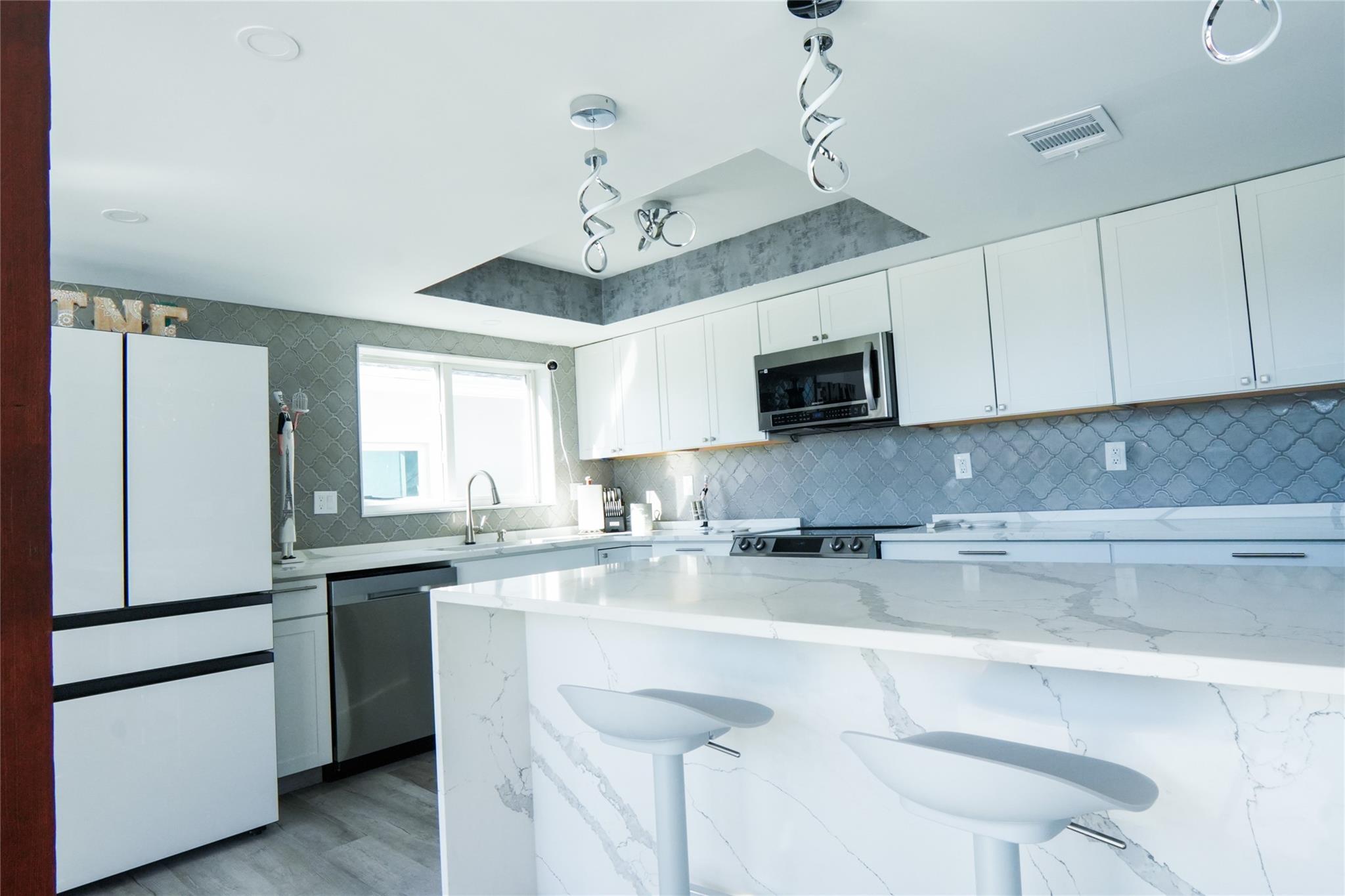 600 N Victoria Ter Fort Lauderdale, FL 33304