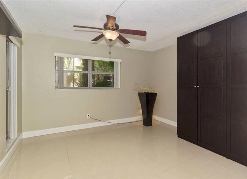 5276 NE 6th Ave #f19 Oakland Park, FL 33334