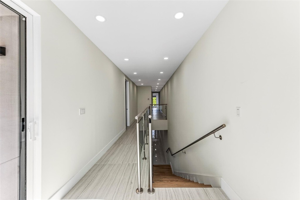 1408 NE 5th #1408A Fort Lauderdale, FL 33301