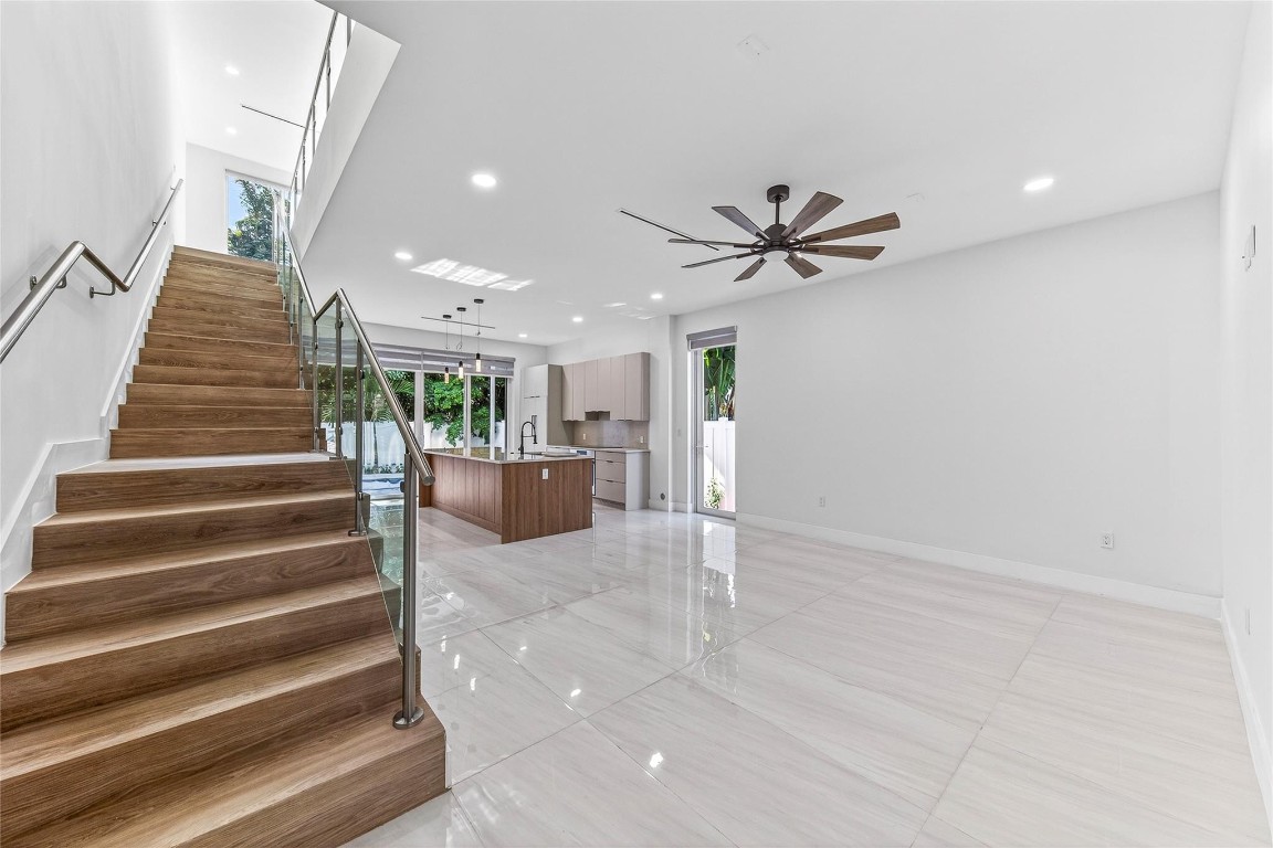 1408 NE 5th #1408A Fort Lauderdale, FL 33301