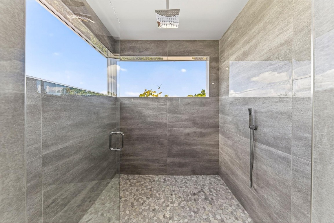 1408 NE 5th #1408A Fort Lauderdale, FL 33301