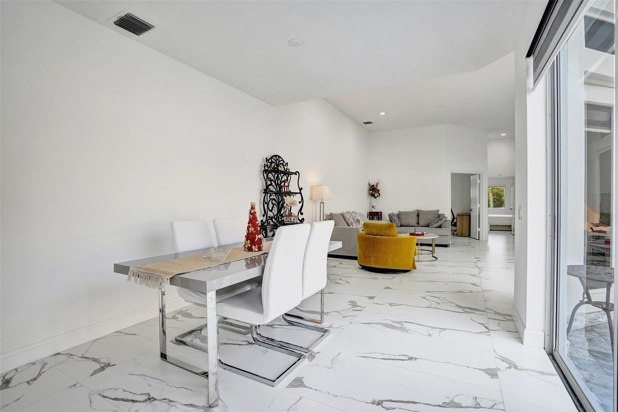 3671 Mykonos Boca Raton, FL 33487