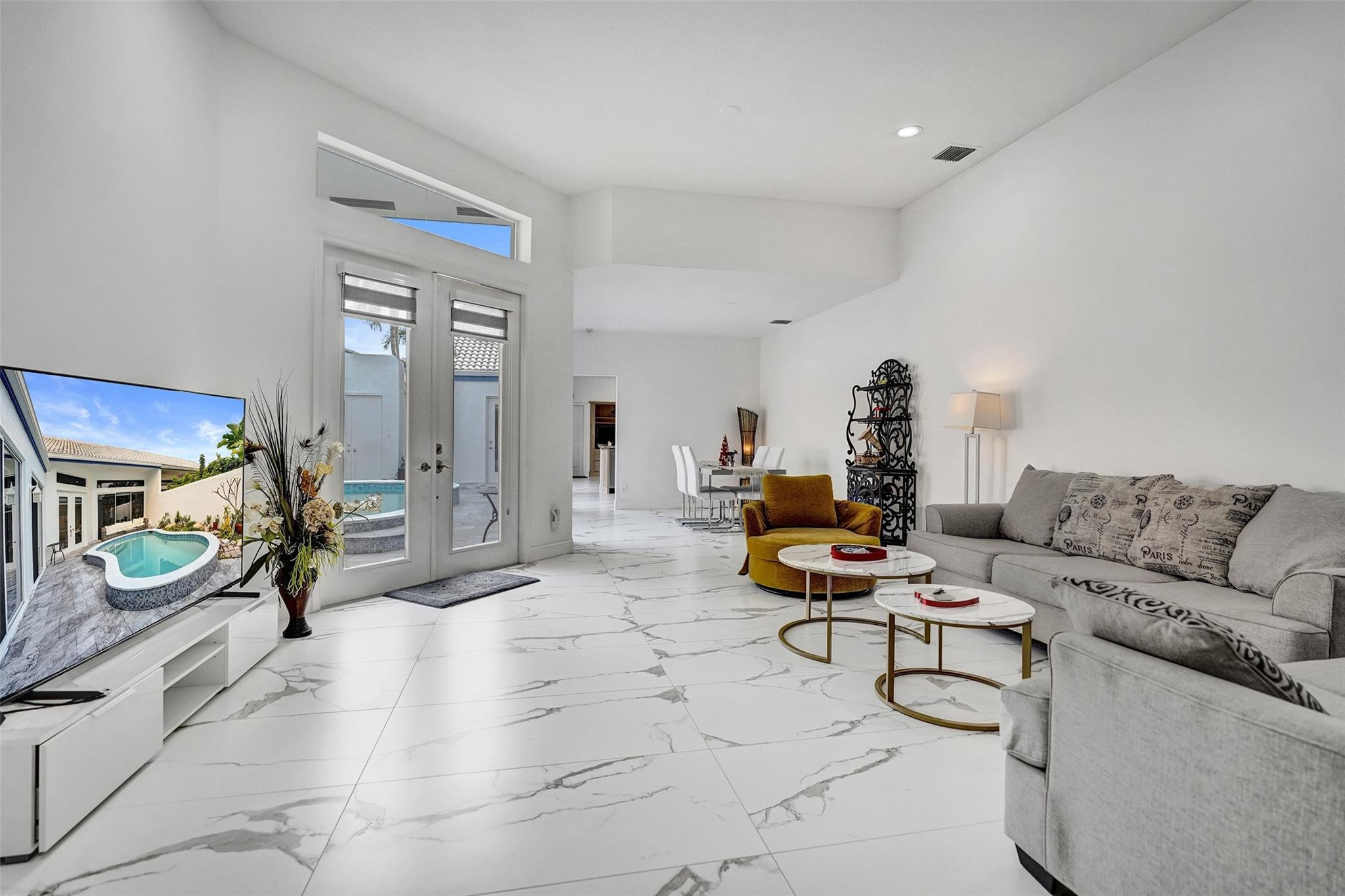 3671 Mykonos Boca Raton, FL 33487