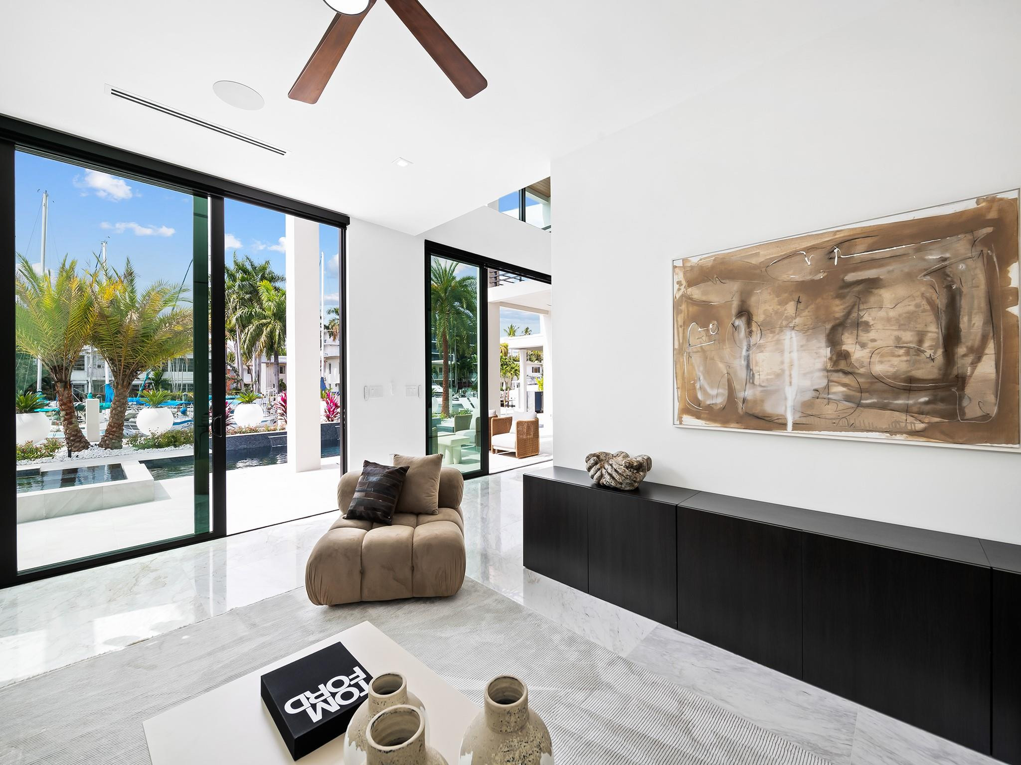 111 Fiesta Fort Lauderdale, FL 33301