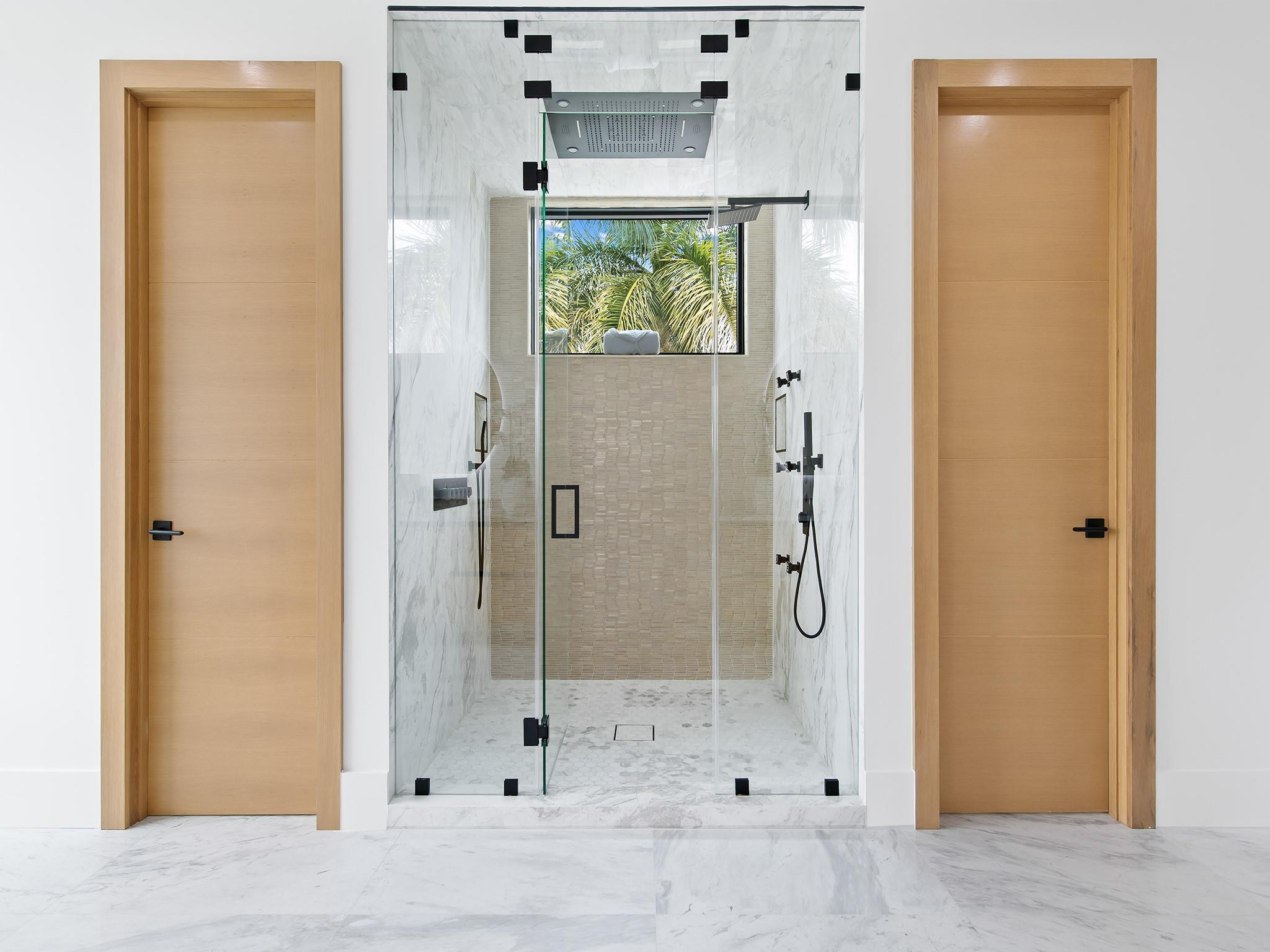 111 Fiesta Fort Lauderdale, FL 33301