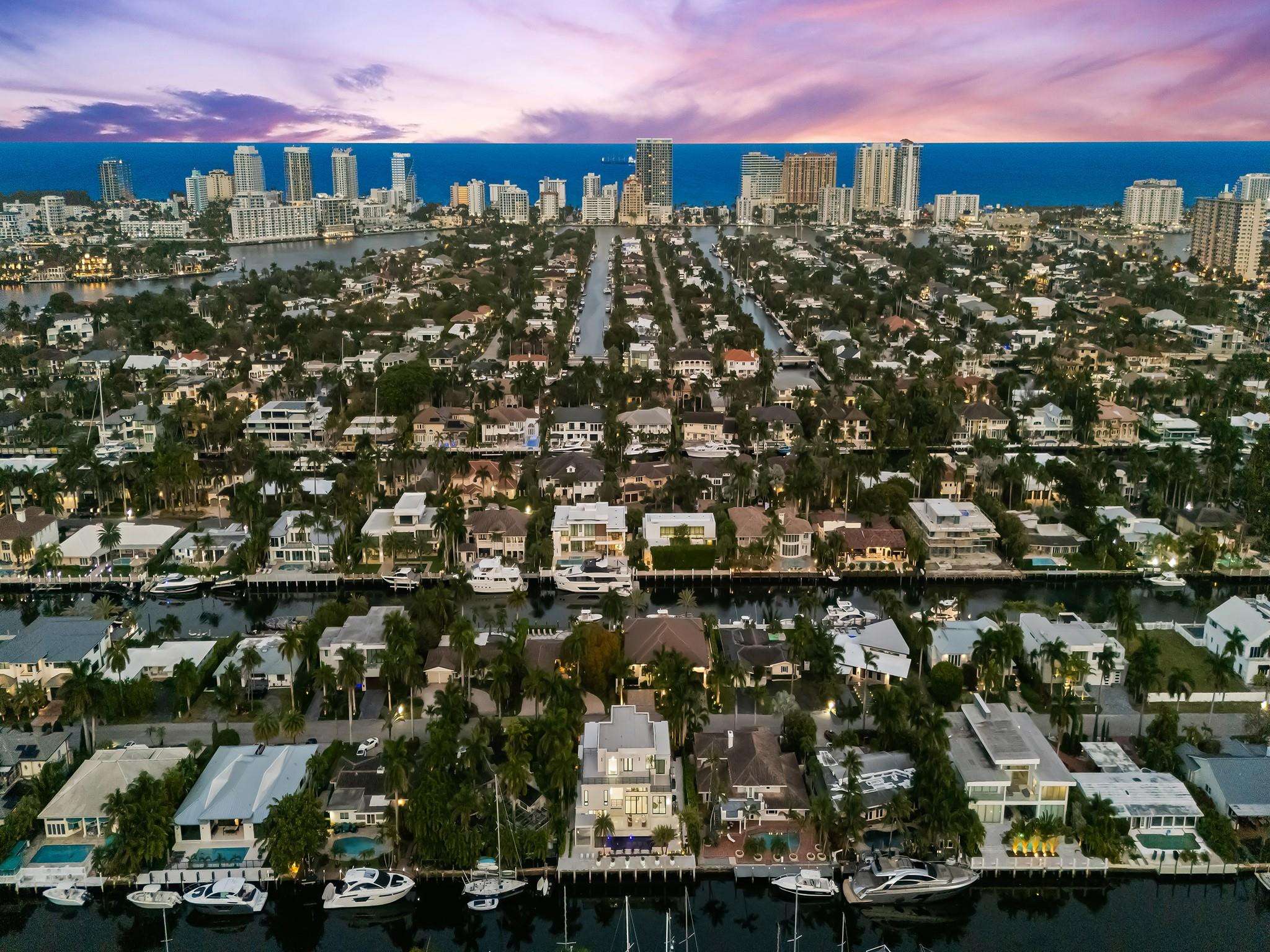 111 Fiesta Fort Lauderdale, FL 33301